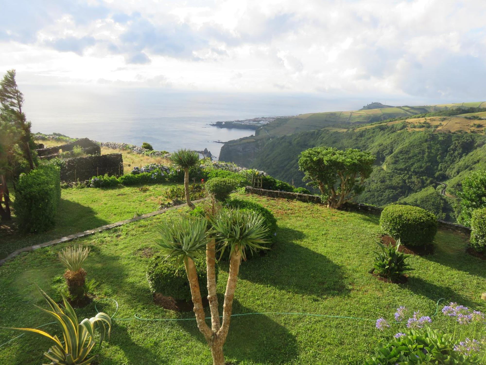 Cedros Homestay Santa Cruz das Flores