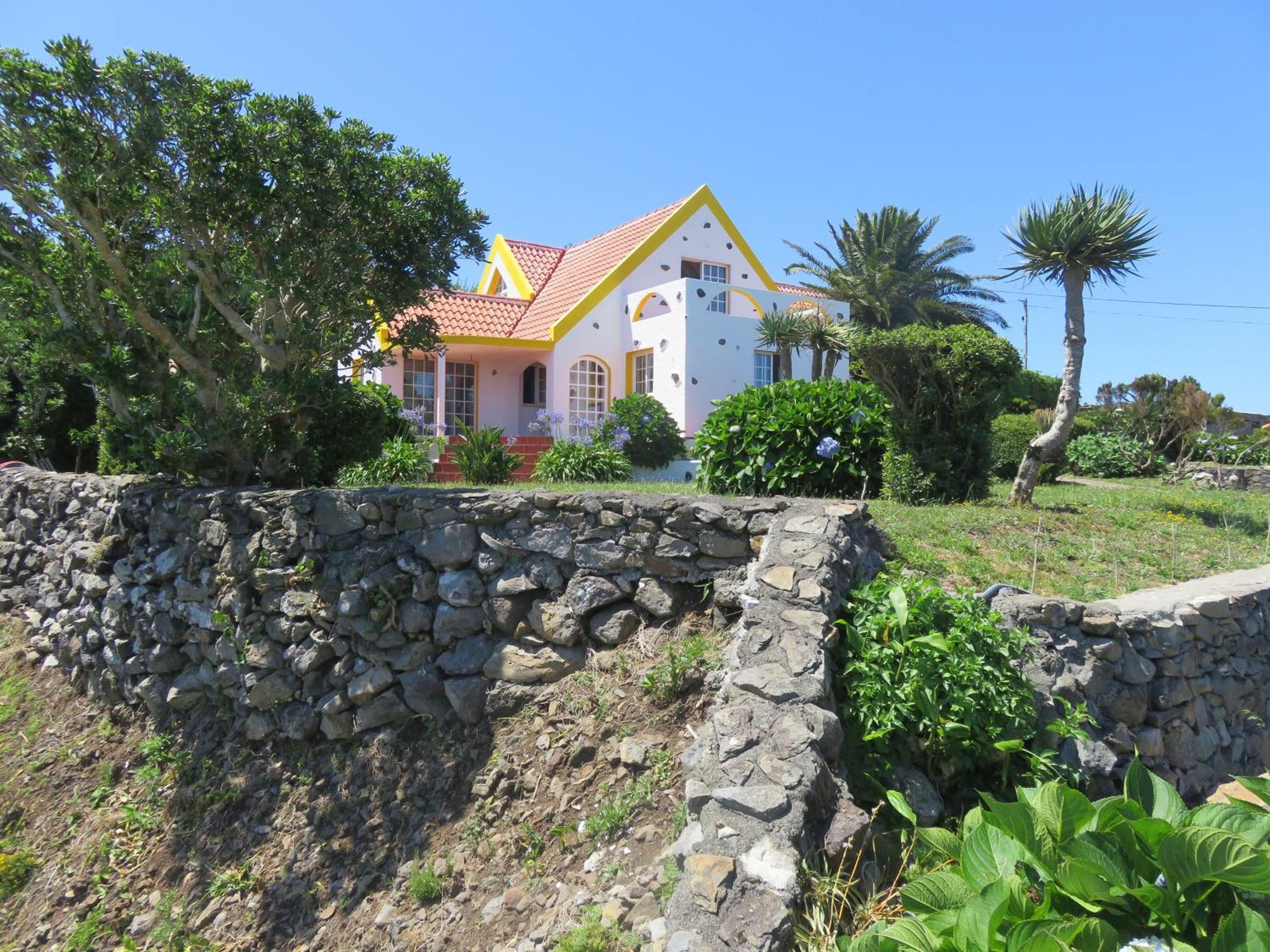 Homestay Cedros Santa Cruz das Flores