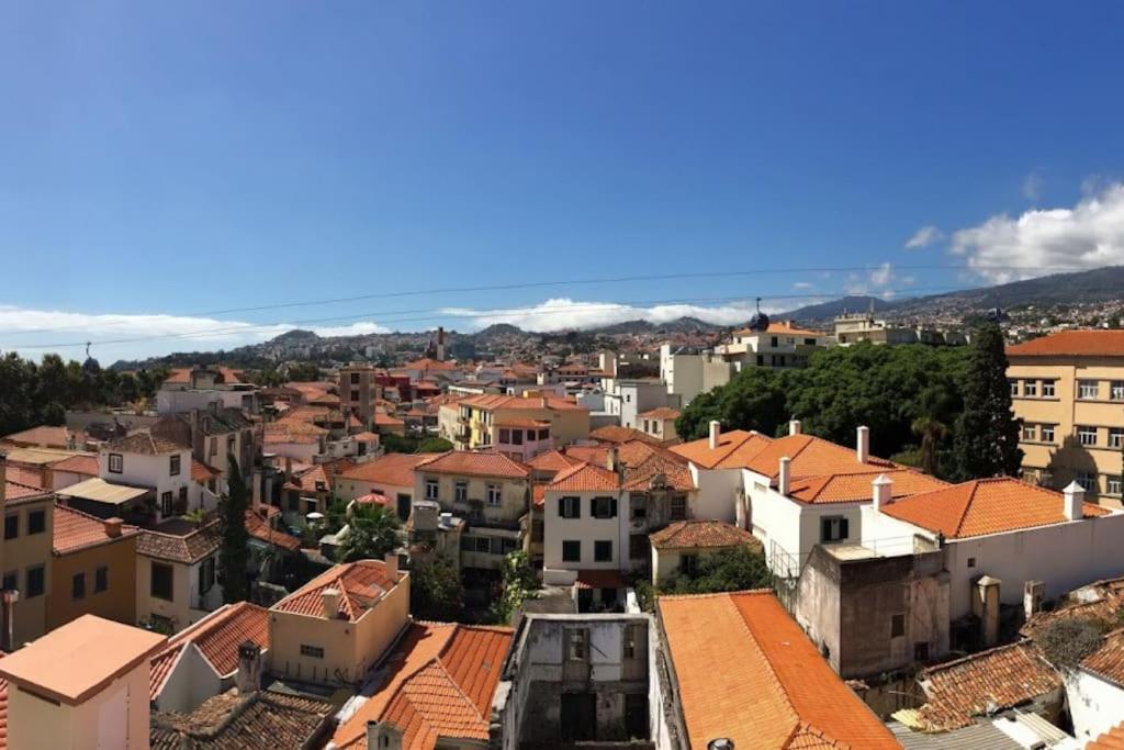 Costa's Oldtown House In Apartamento *