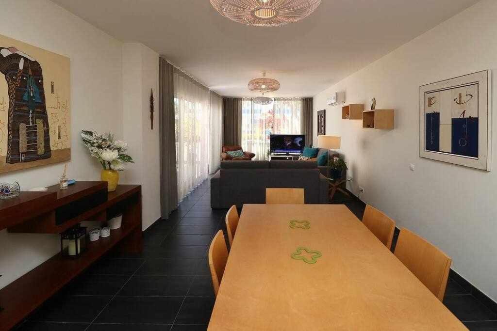 Apartment Hiva T3 By Fhr