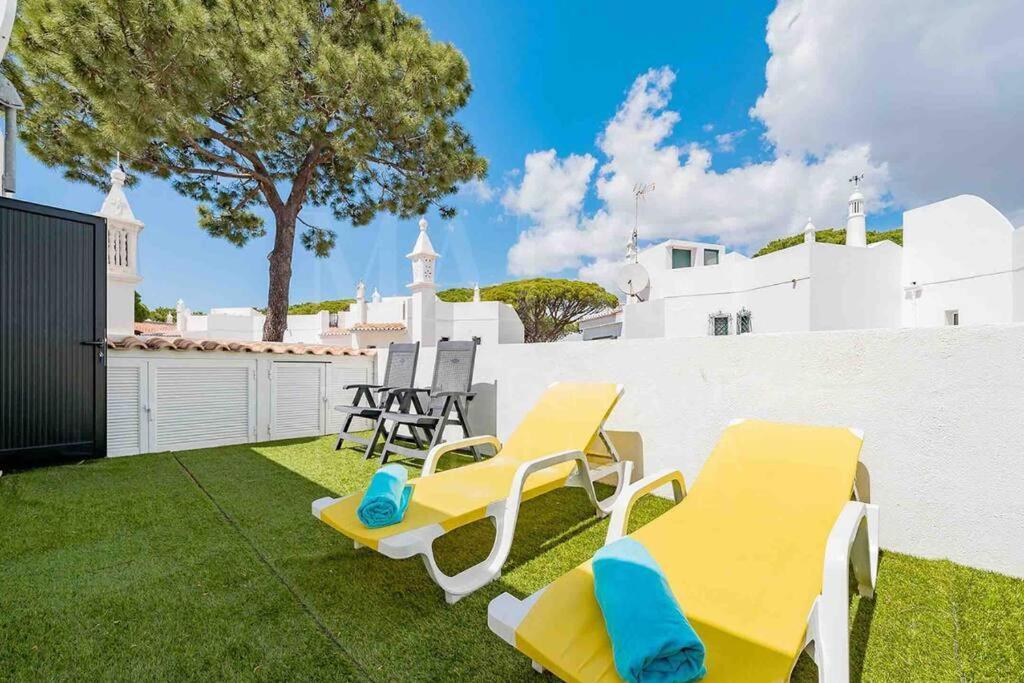 Stunning 3 Bed In Vale Do Lobo With Membership 3 Mins From And Golf Apartment Loule