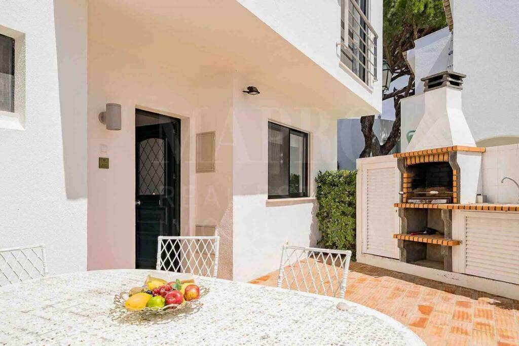 Stunning 3 Bed In Vale Do Lobo With Membership 3 Mins From And Golf *
