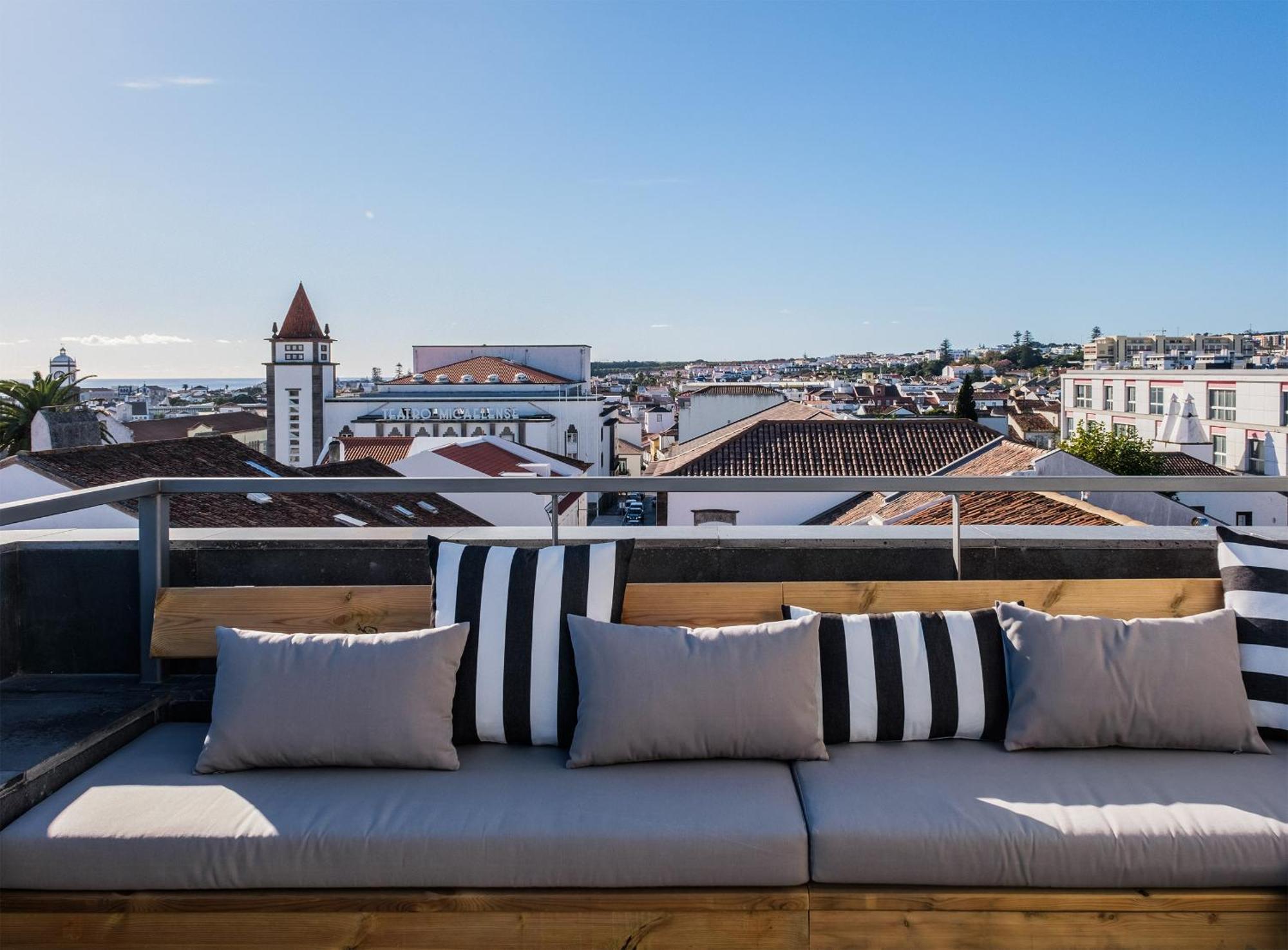 Sky Pdl Hostal *