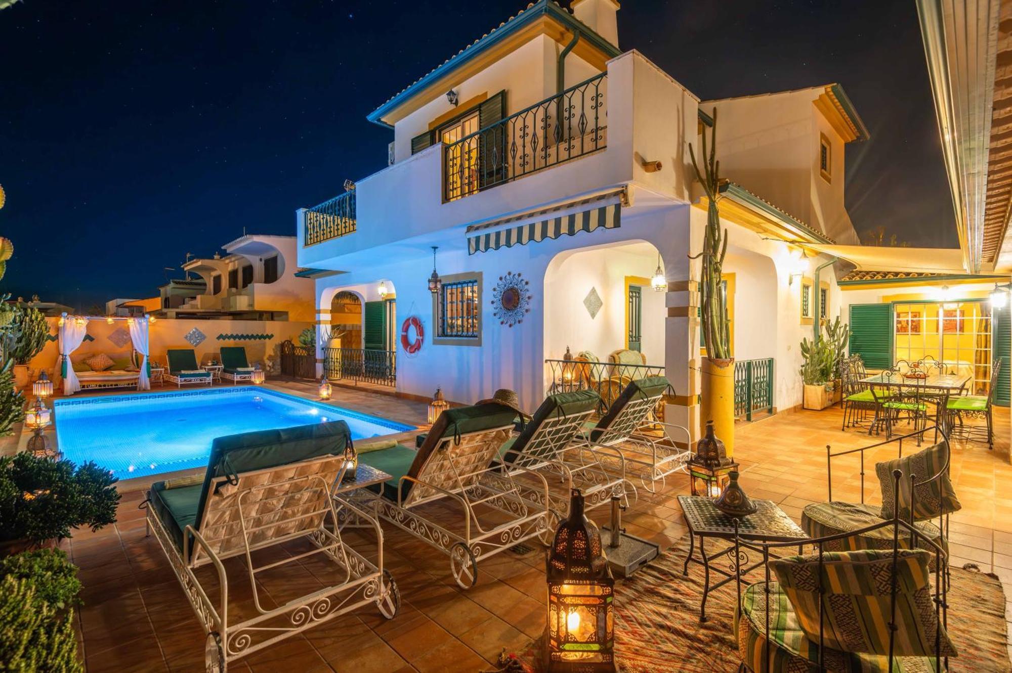 Villa Serpa Gale - Luxury, Private Pool, Ac, Wifi, 5 Min From The Guia (Faro)