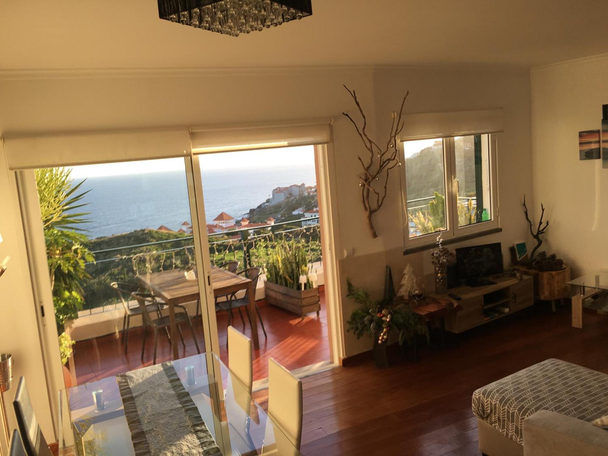 Oceanview Penthouse *