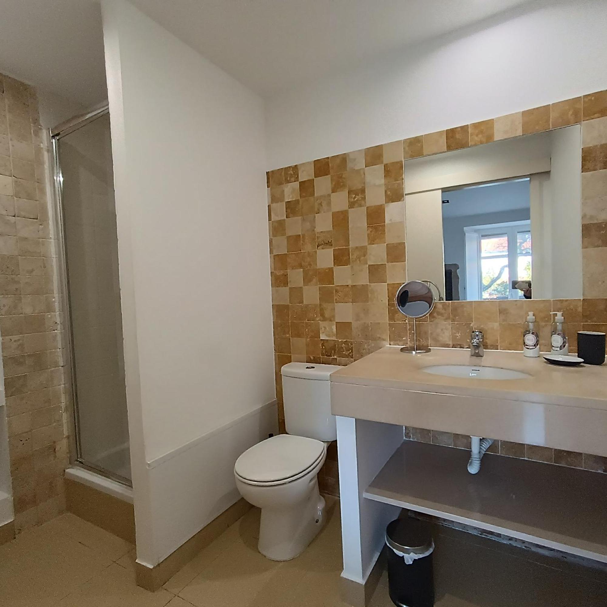 Tomarhousing - Style