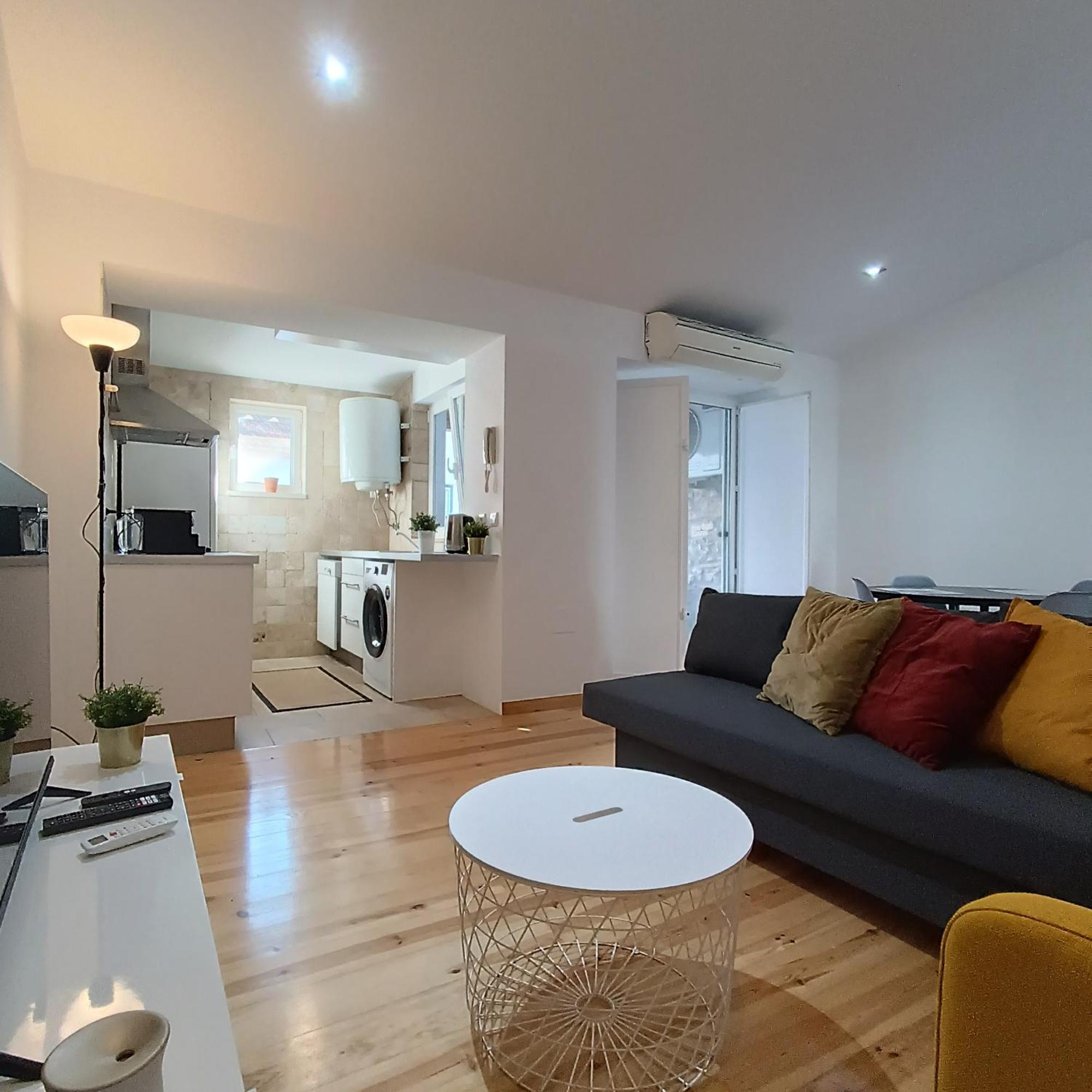 Apartment Tomarhousing - Style
