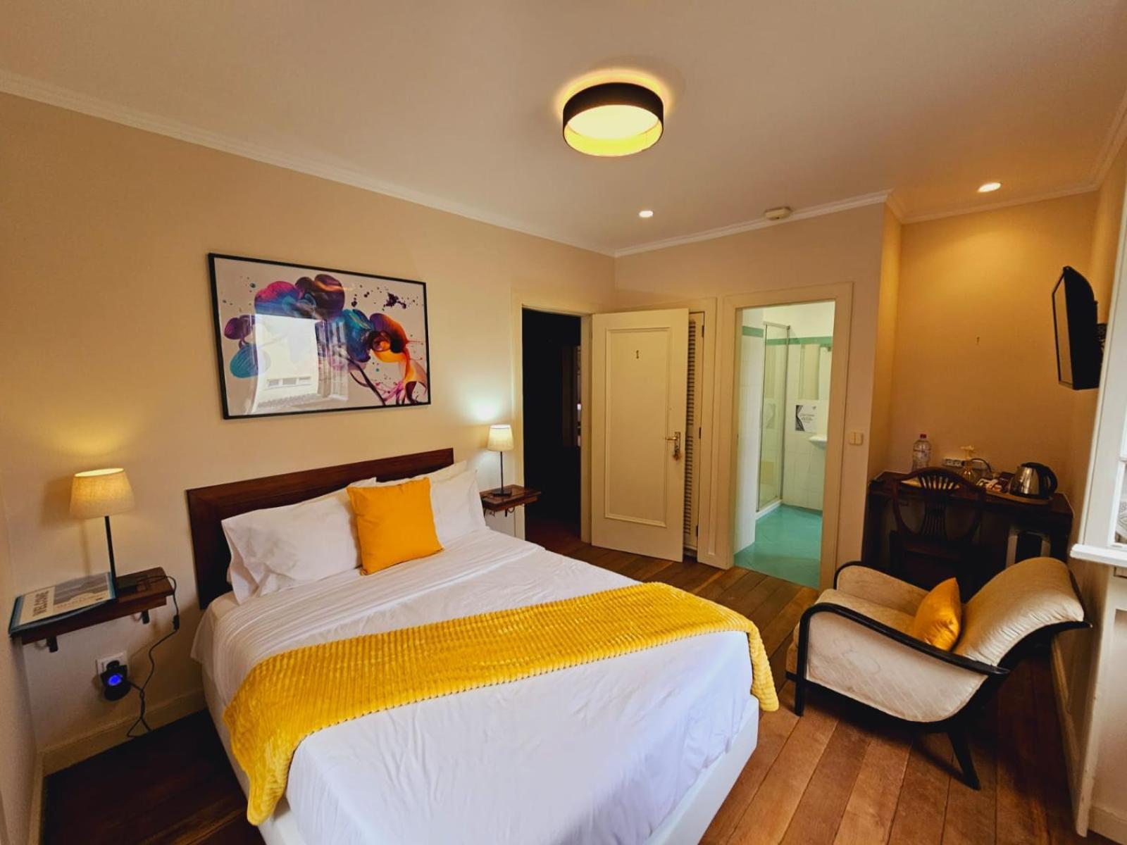 Casa Das Videiras Bed & Breakfast