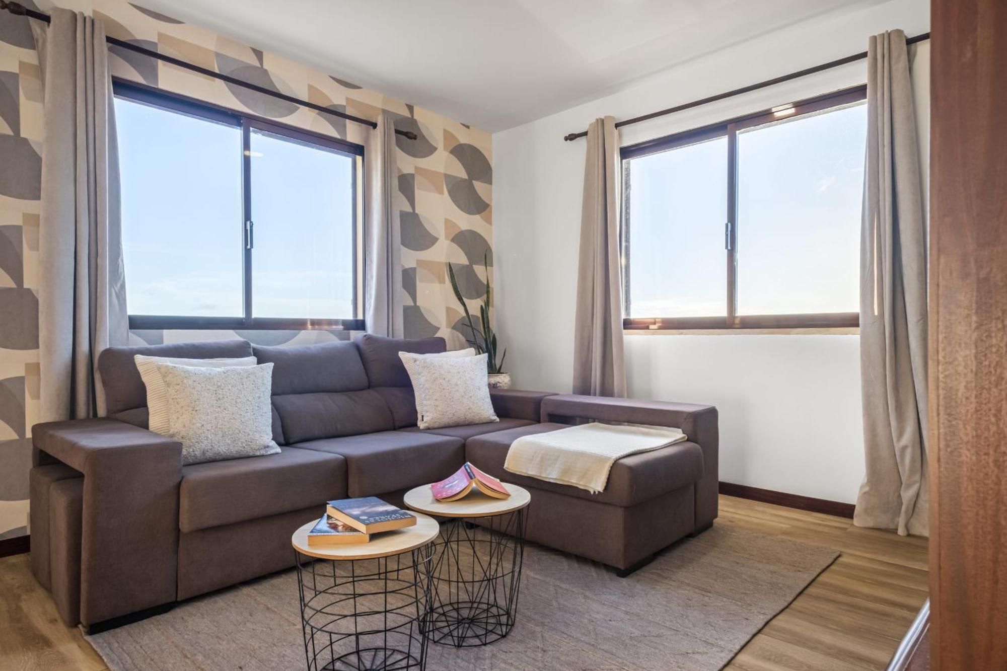 White Rabbit Ii By Madeira Sun Travel Holiday home