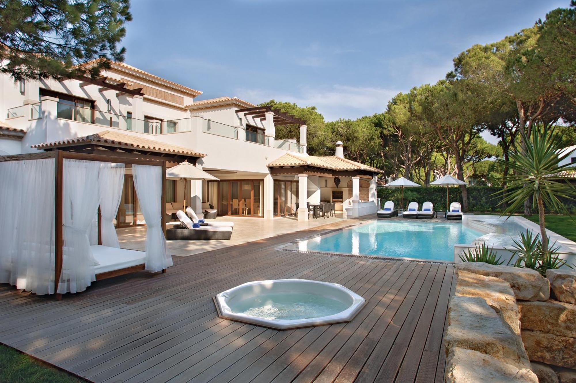 Hotel Pine Cliffs Village 5*