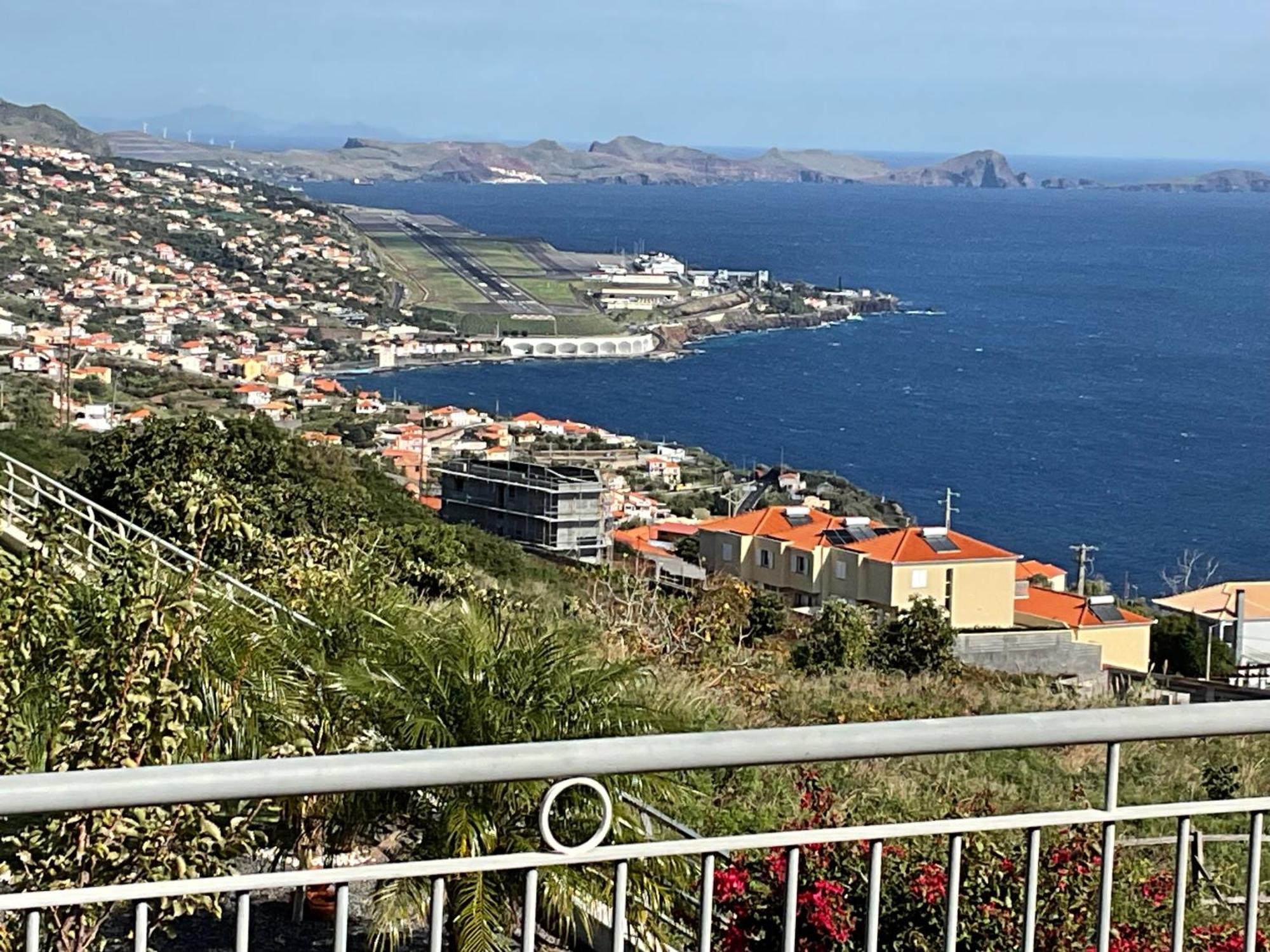Madeira Refugio De *