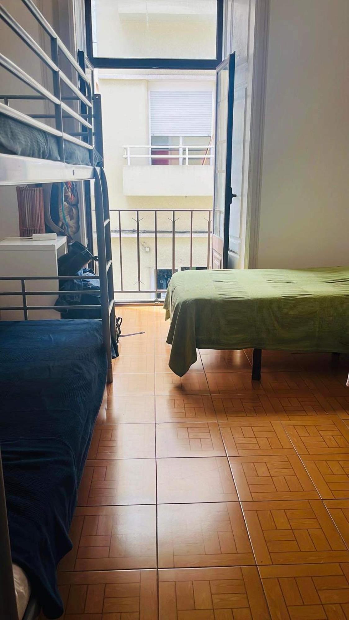 Peniche Hostel *