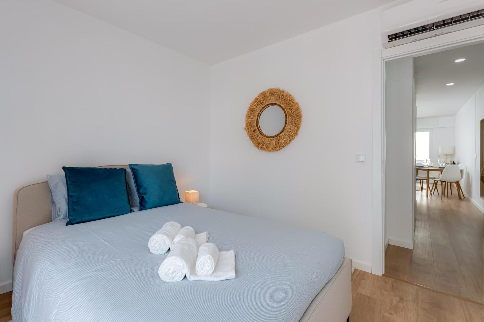 T2 Rosa Dos Ventos, A/c & Terrace - Casas & Papeis * Armação de Pêra