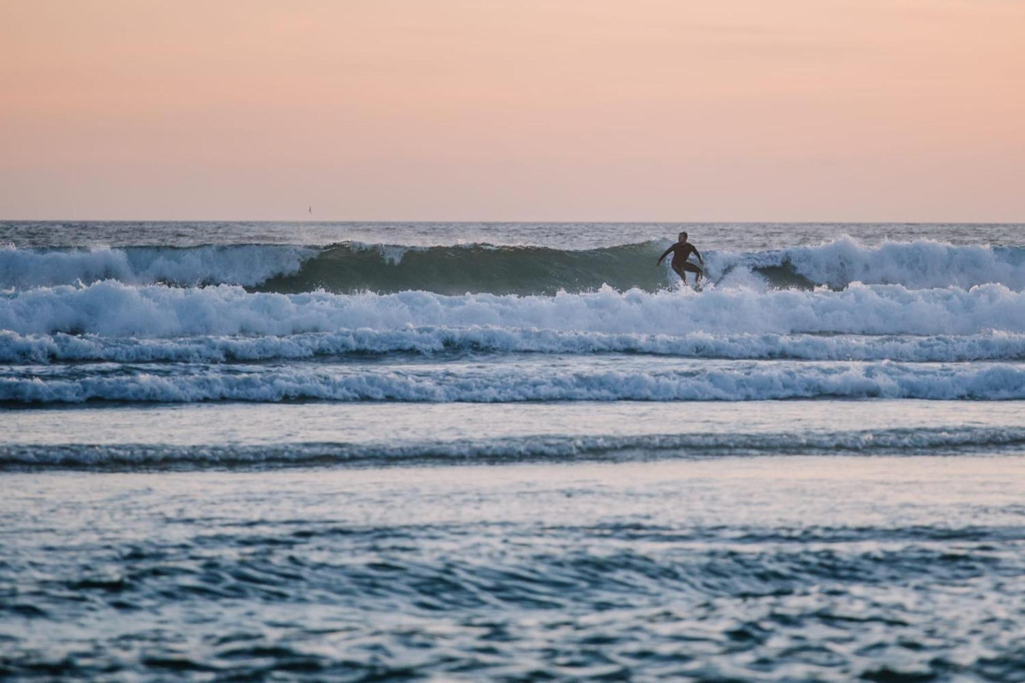 Casa Da Mata Surfhouse Guest house Costa da Caparica