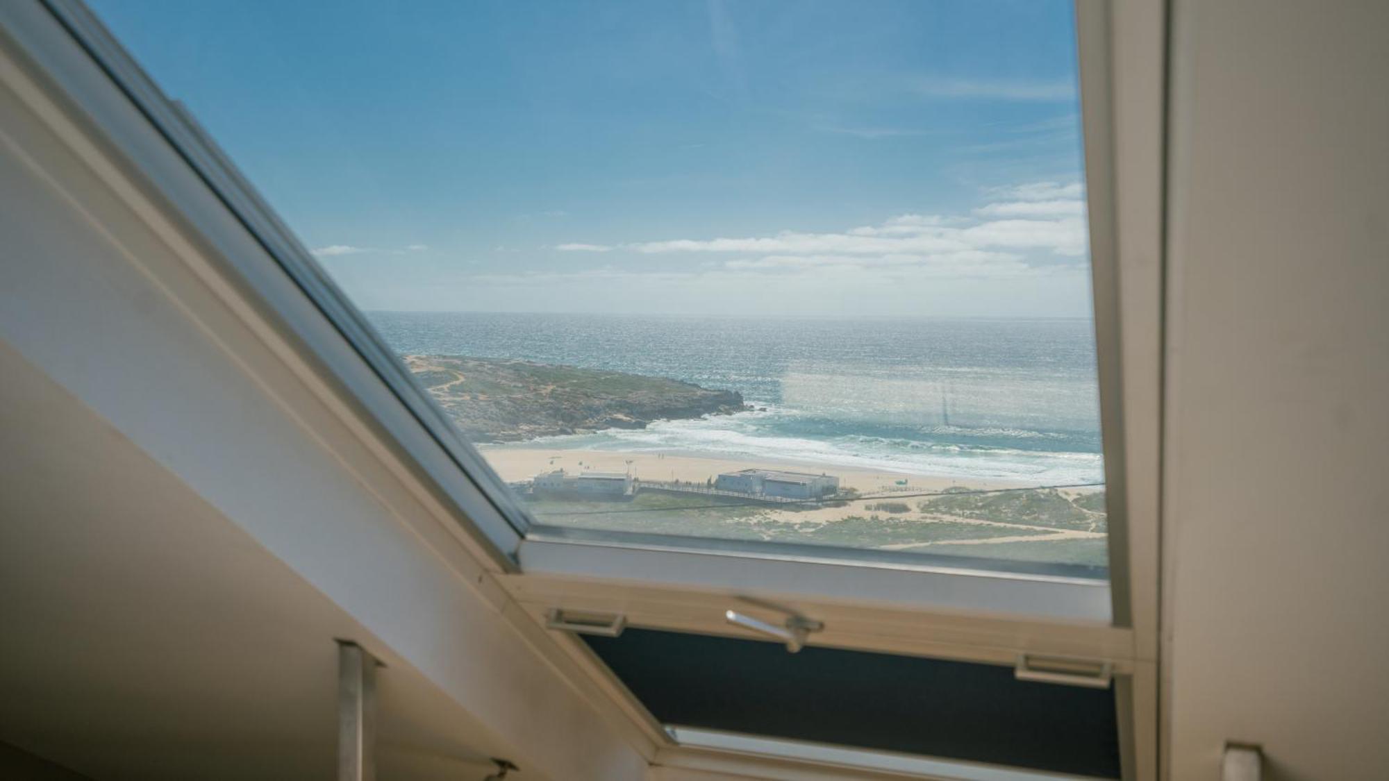 Lapoint Surf Camp Hostal Ericeira
