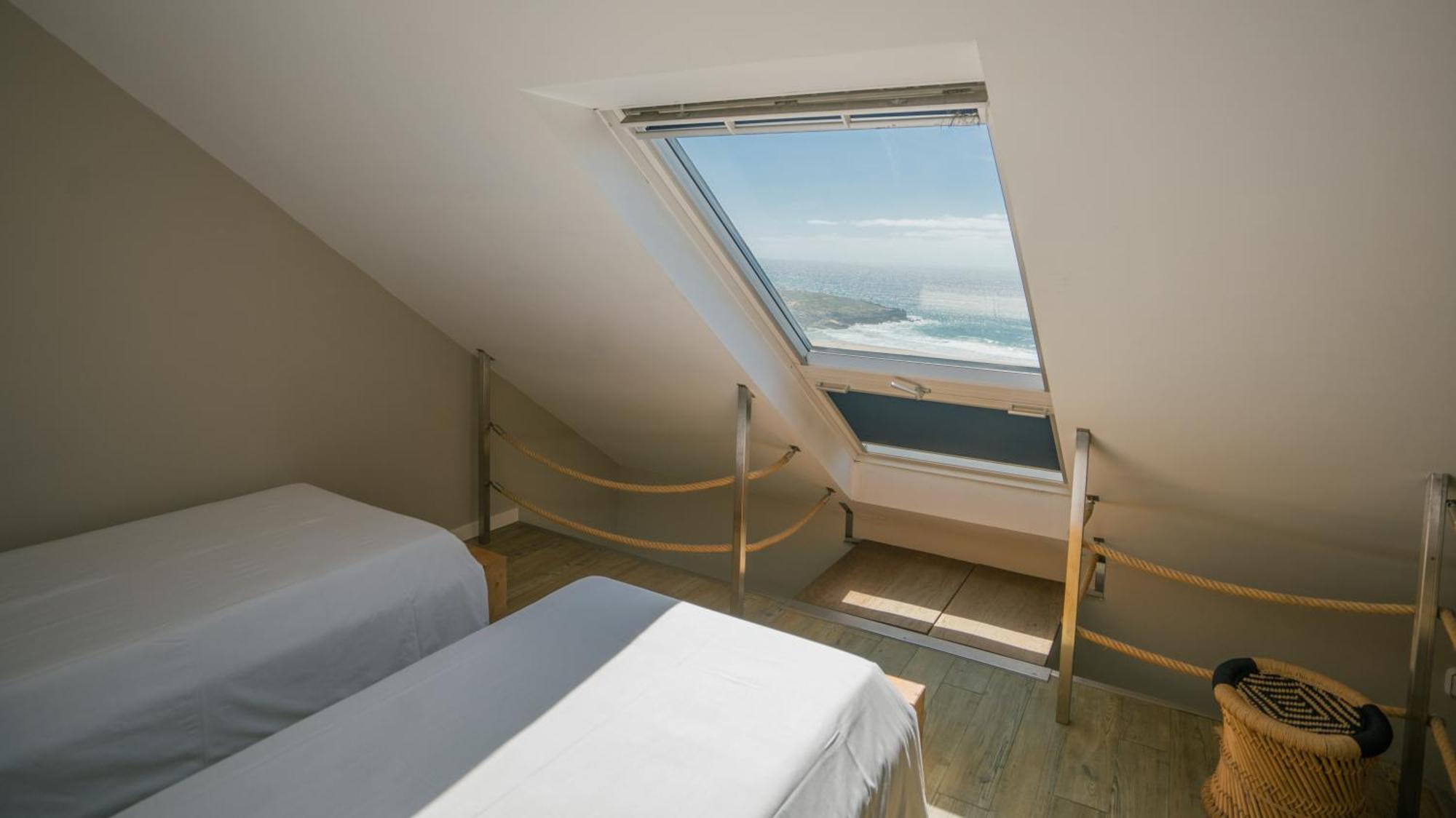 Lapoint Surf Camp Hostal