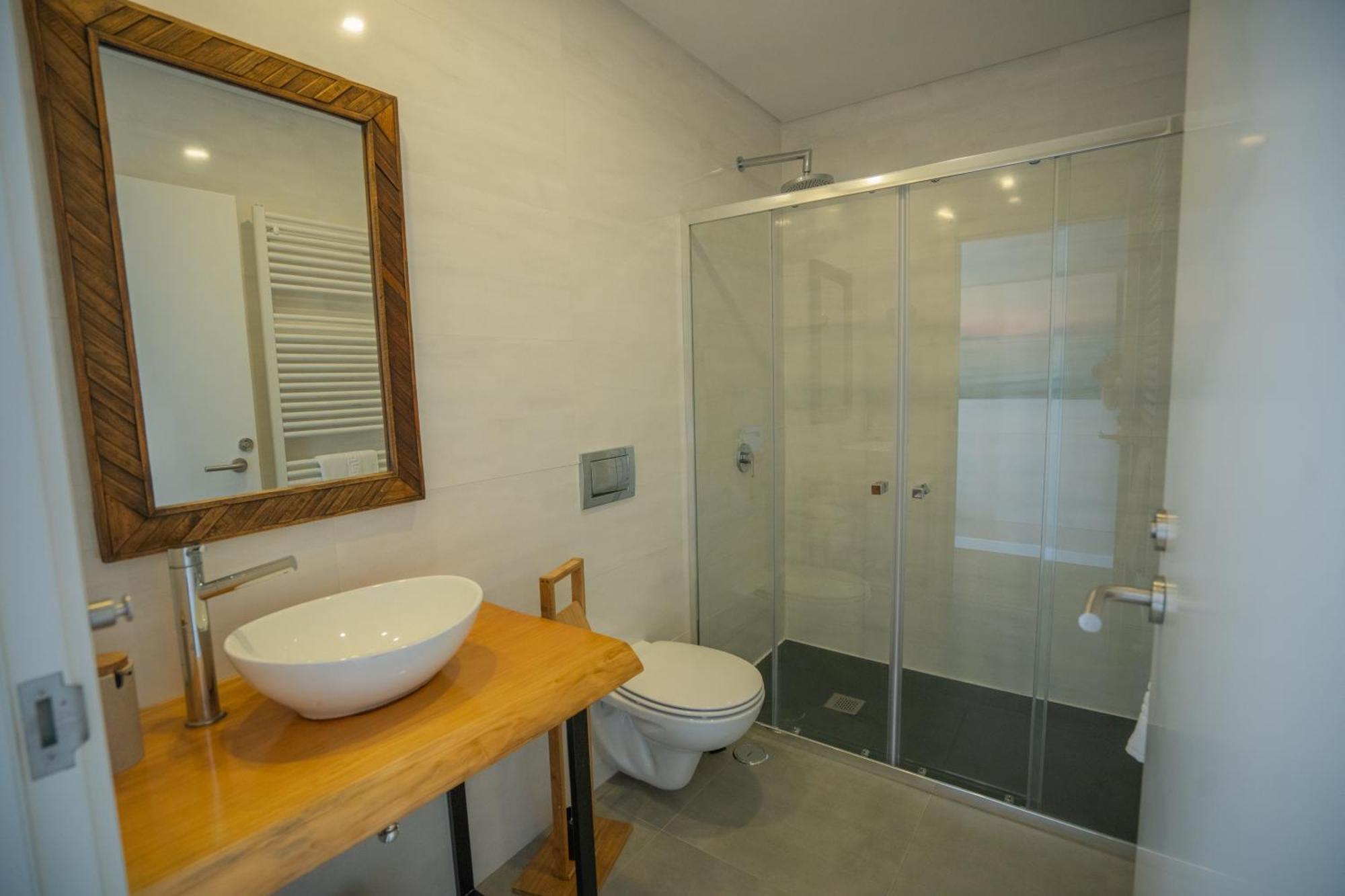 Hostal Lapoint Surf Camp Ericeira