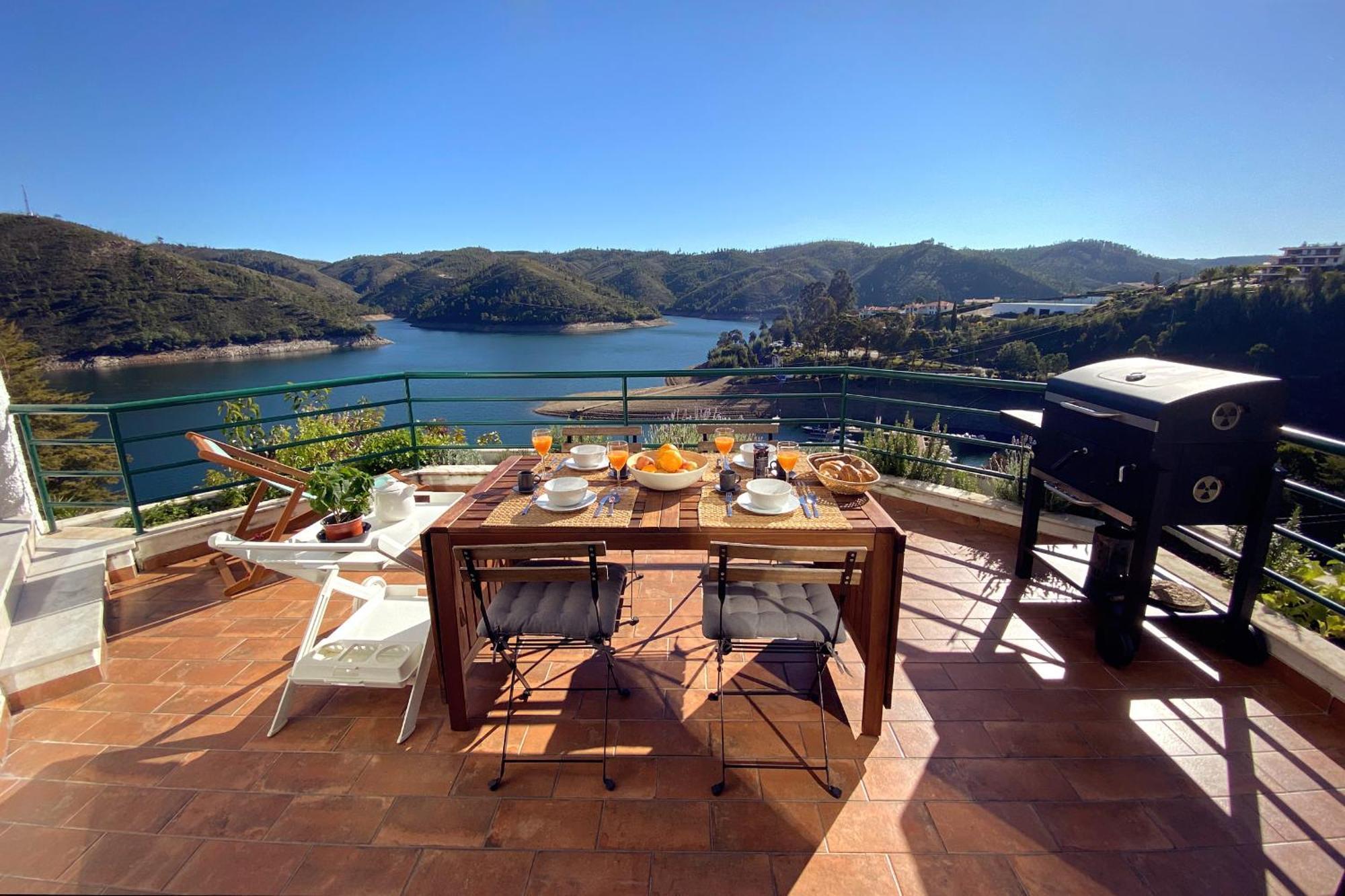 Villa Blue House Ferreira do Zezere