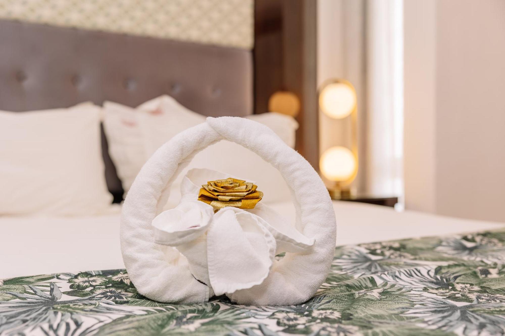 Monicca Collection And Residences Aparthotel 4*