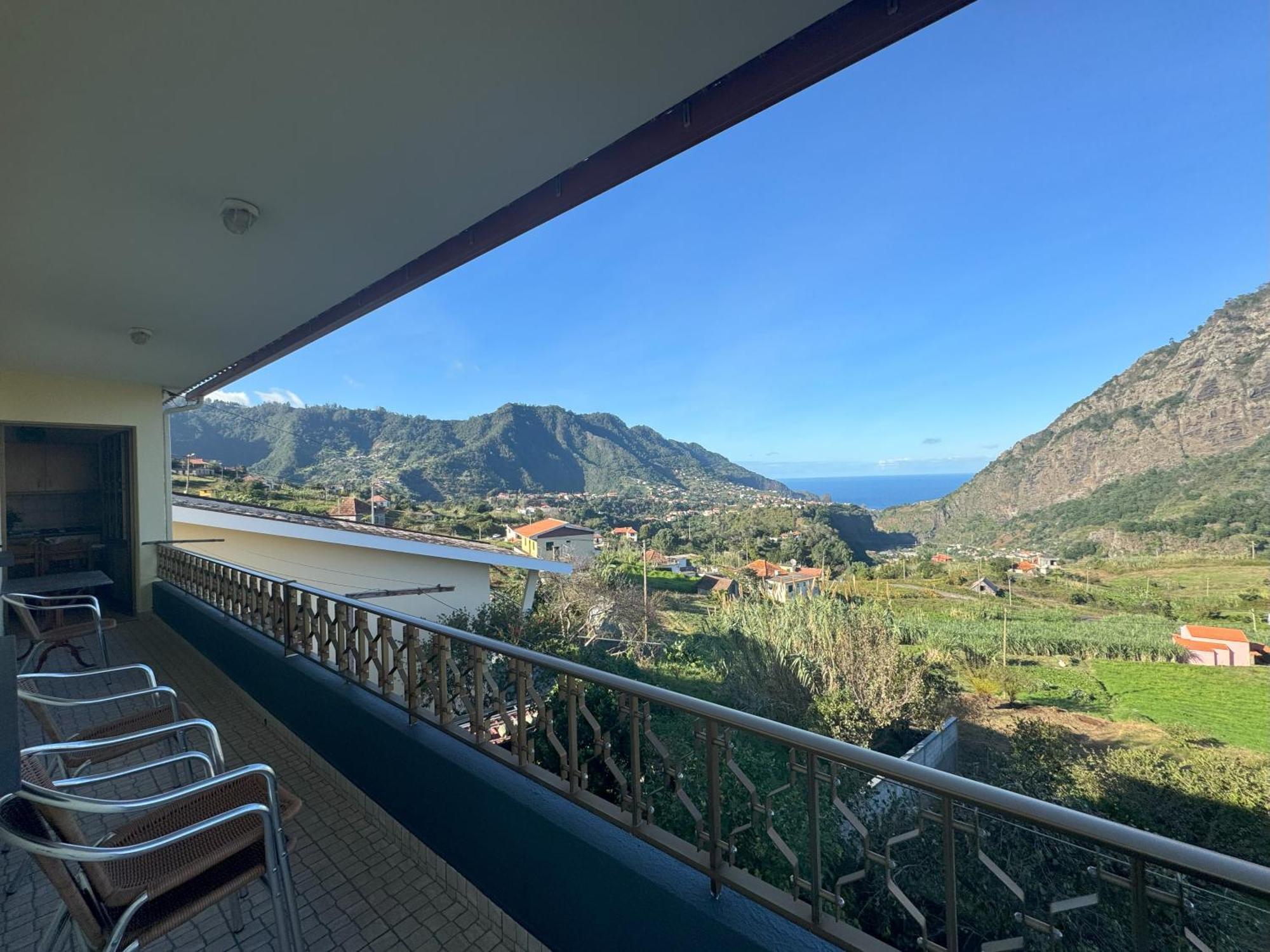 Pereira's House - Mountain & Sea Holiday home