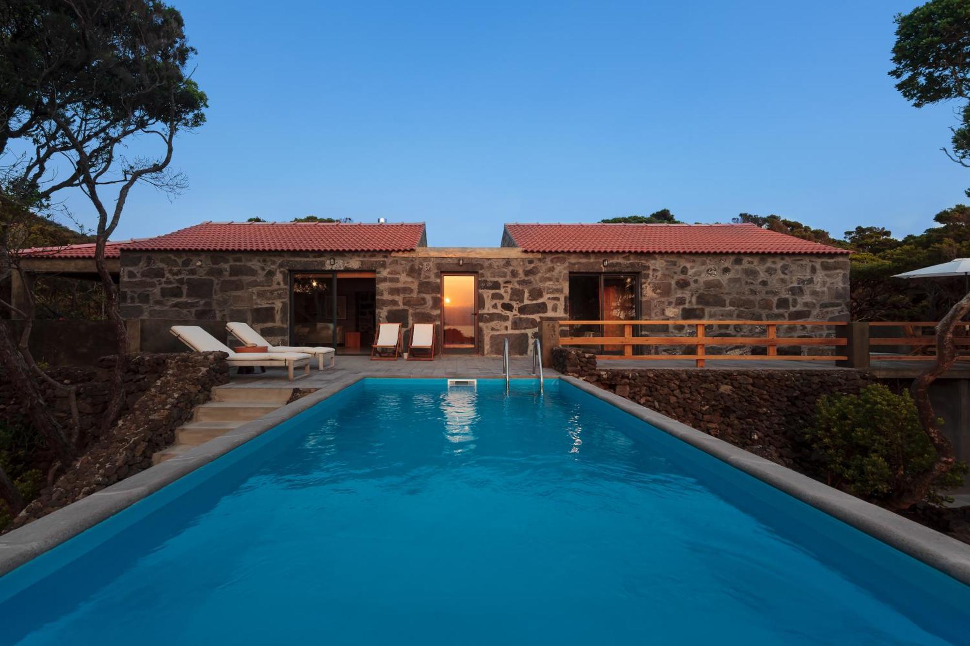 Pocinhobay Bed & Breakfast 4*