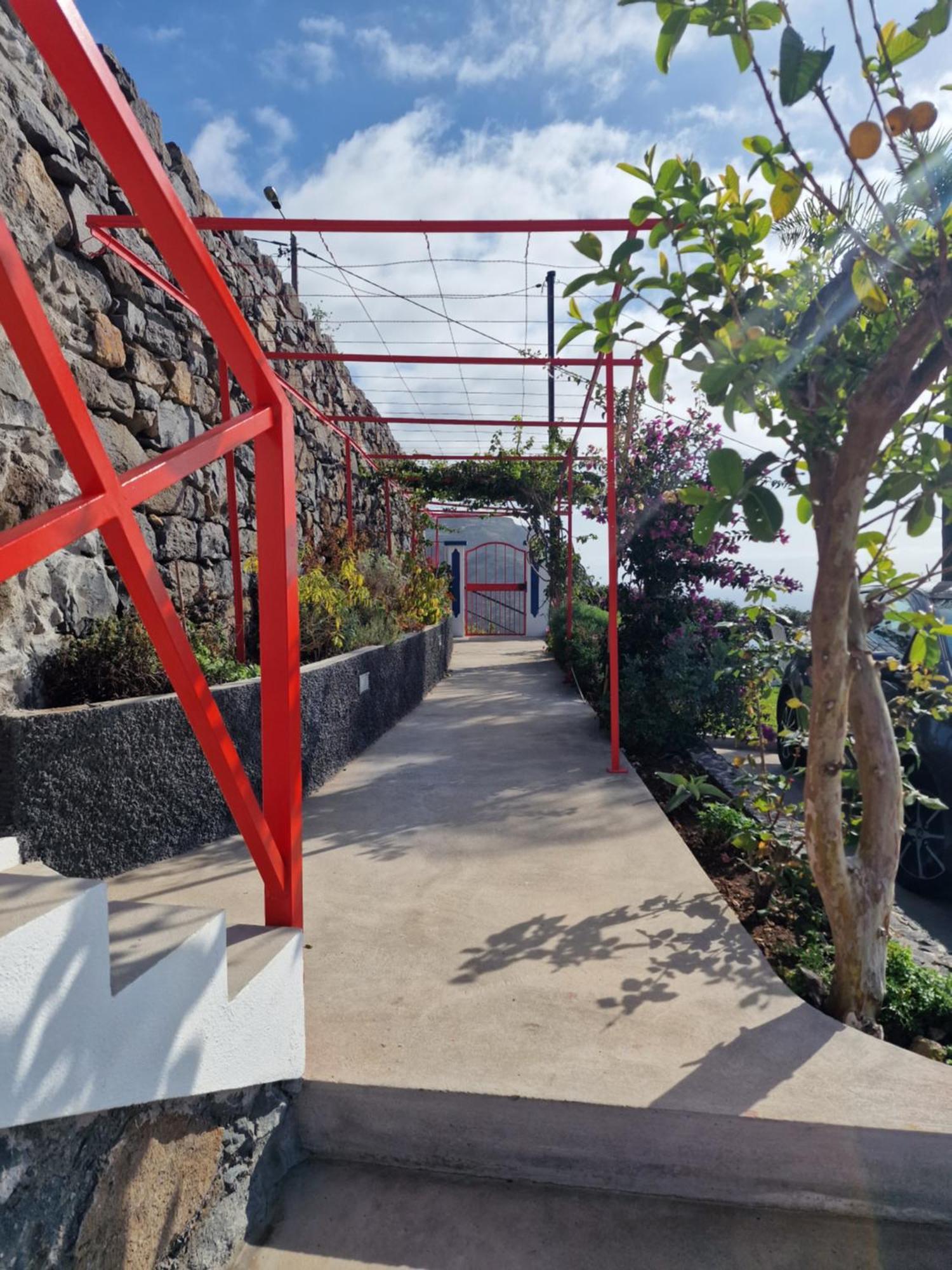 Casa Dinastia Sotao Y Casa Dinastia Miramar Homestay Ribeira Brava