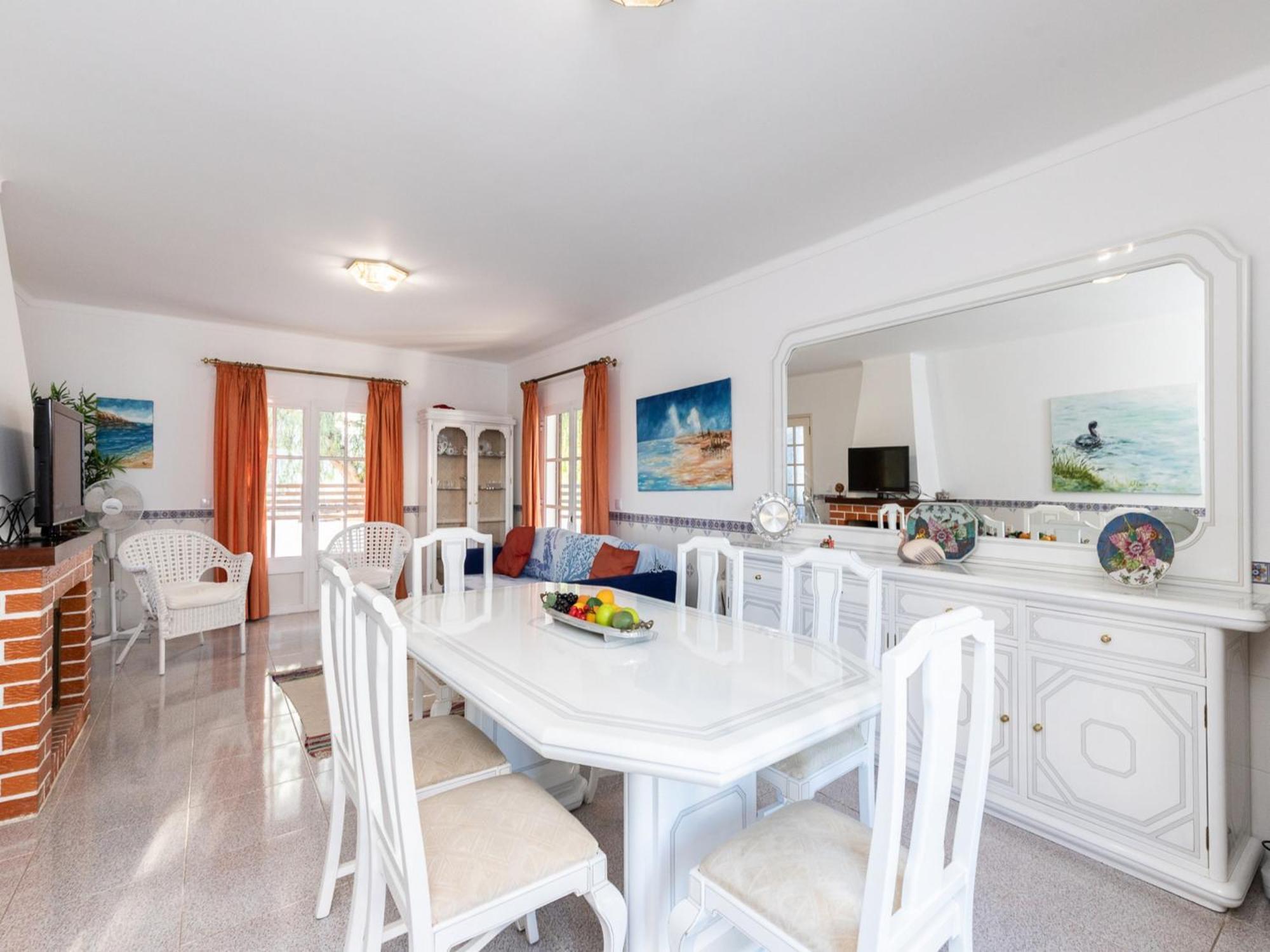 Akivillas Ocean Manta Rota