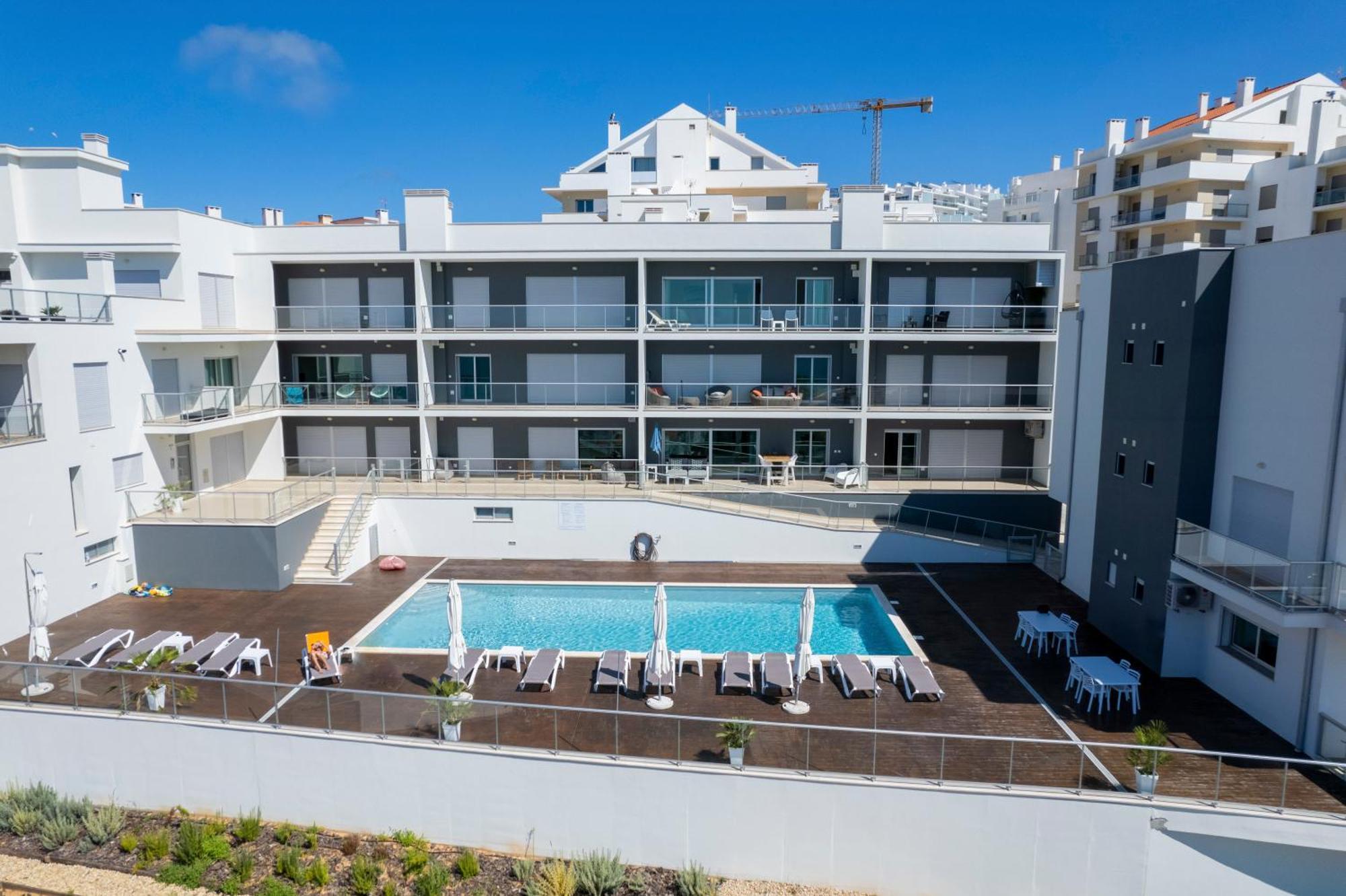 Panoramic Views - Terrace, Sea Views & Pool Apartment Nazare
