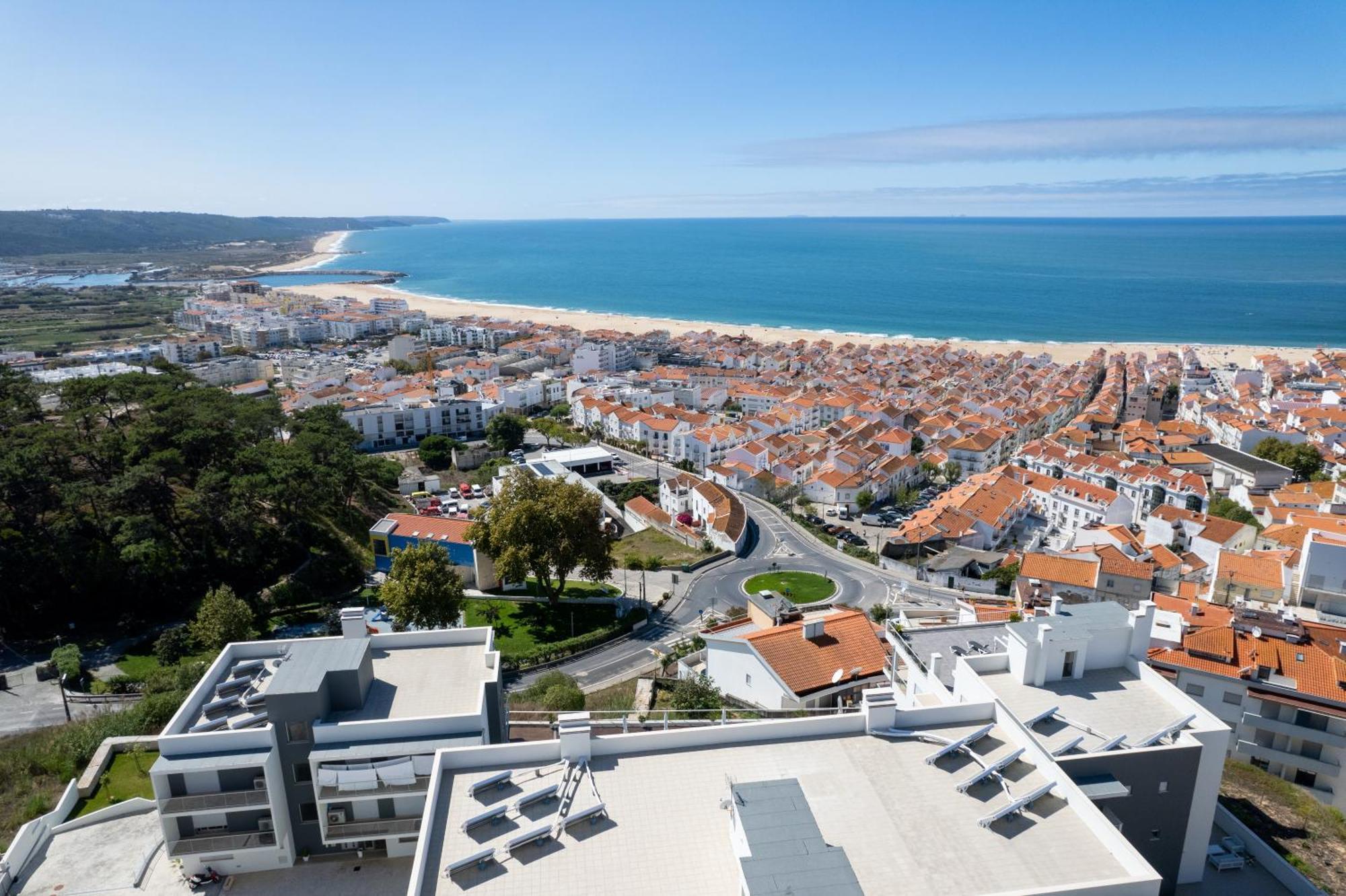 Panoramic Views - Terrace, Sea Views & Pool Apartment