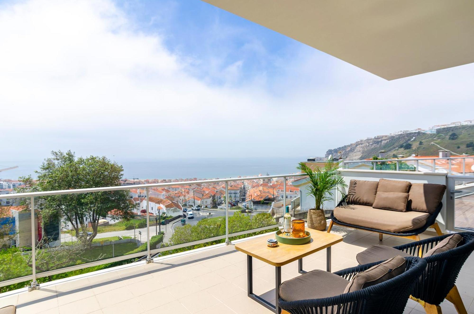Apartment Panoramic Views - Terrace, Sea Views & Pool *