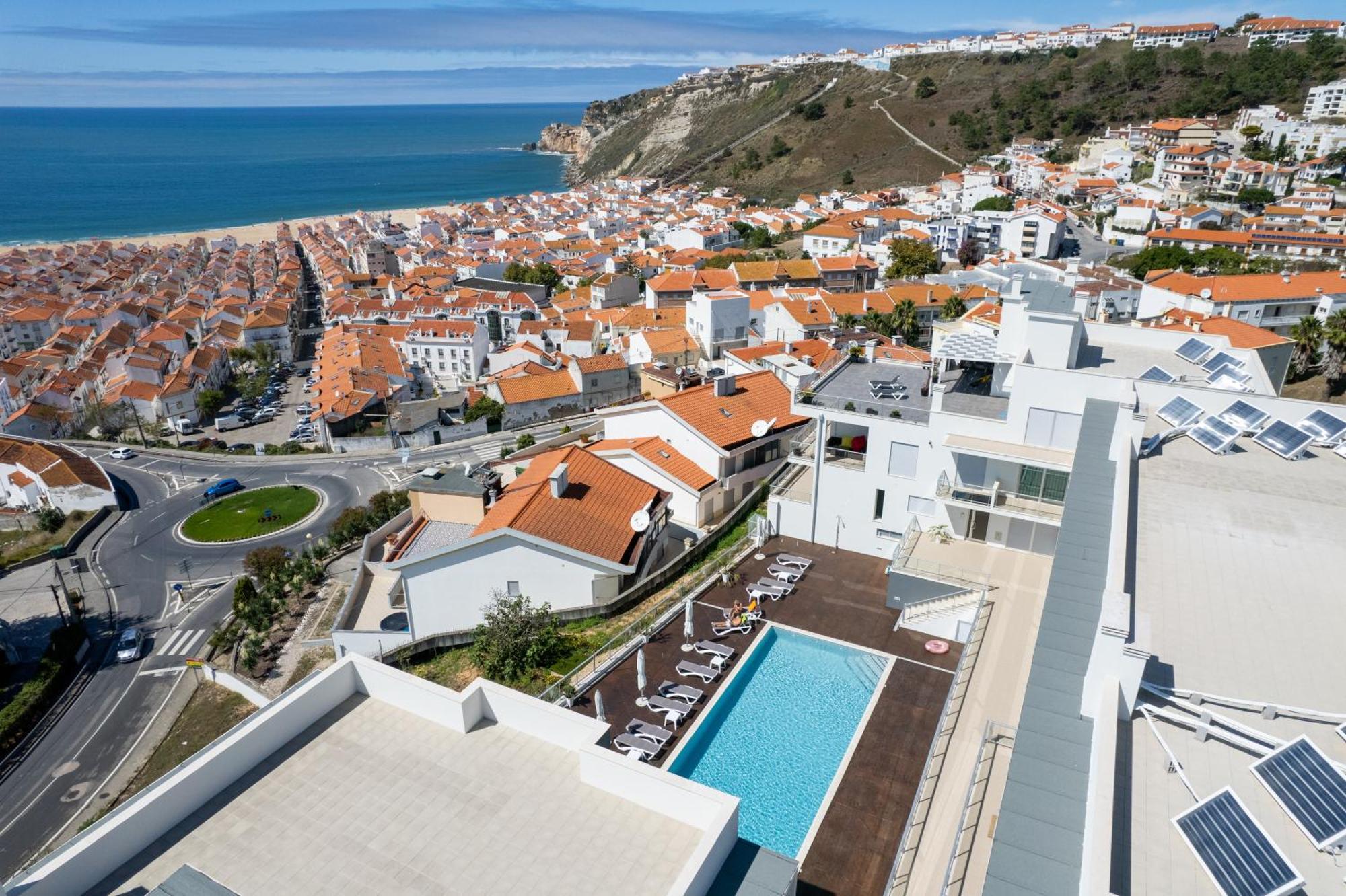 Apartment Panoramic Views - Terrace, Sea Views & Pool Nazare