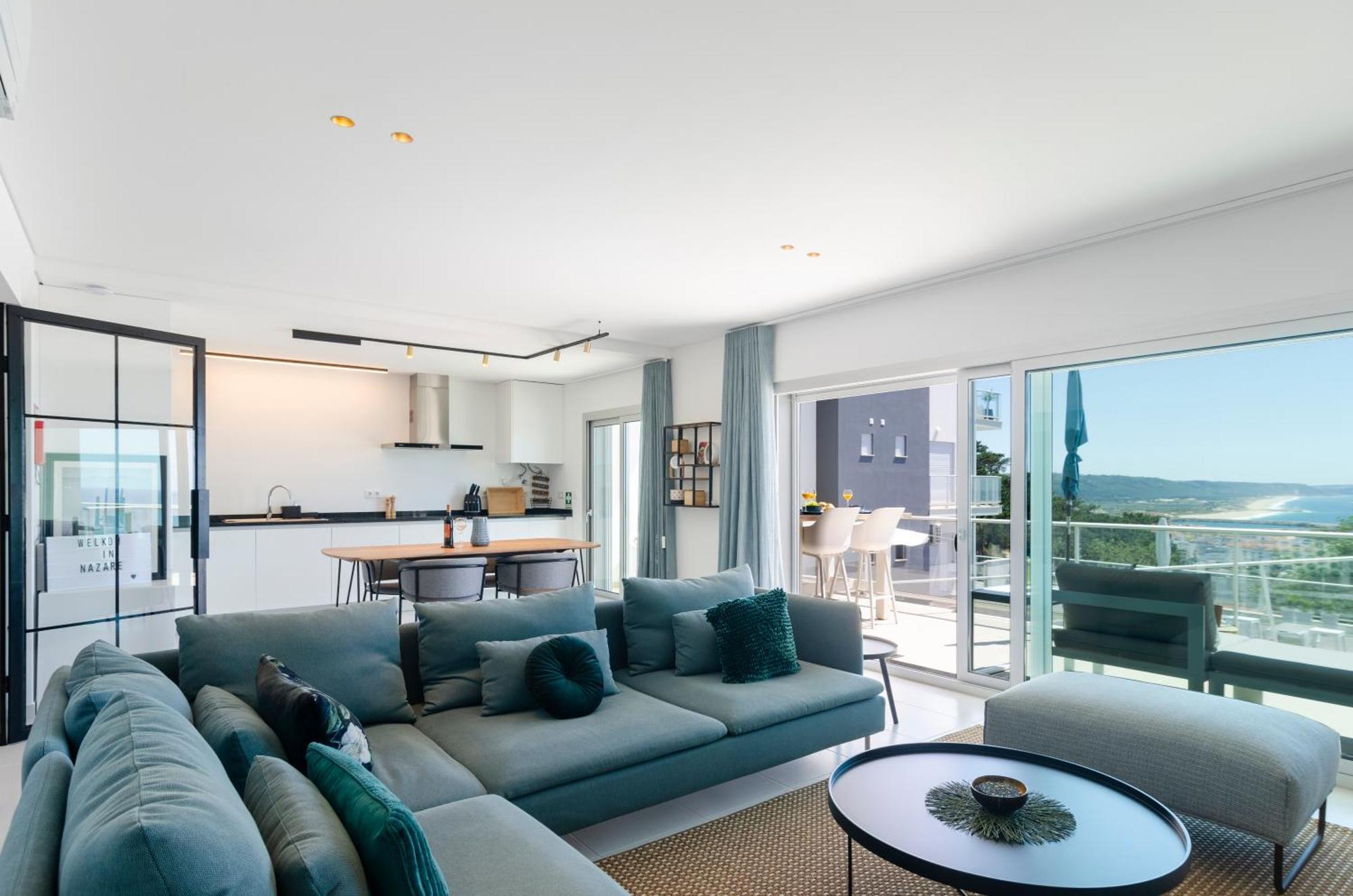 Panoramic Views - Terrace, Sea Views & Pool Apartment *