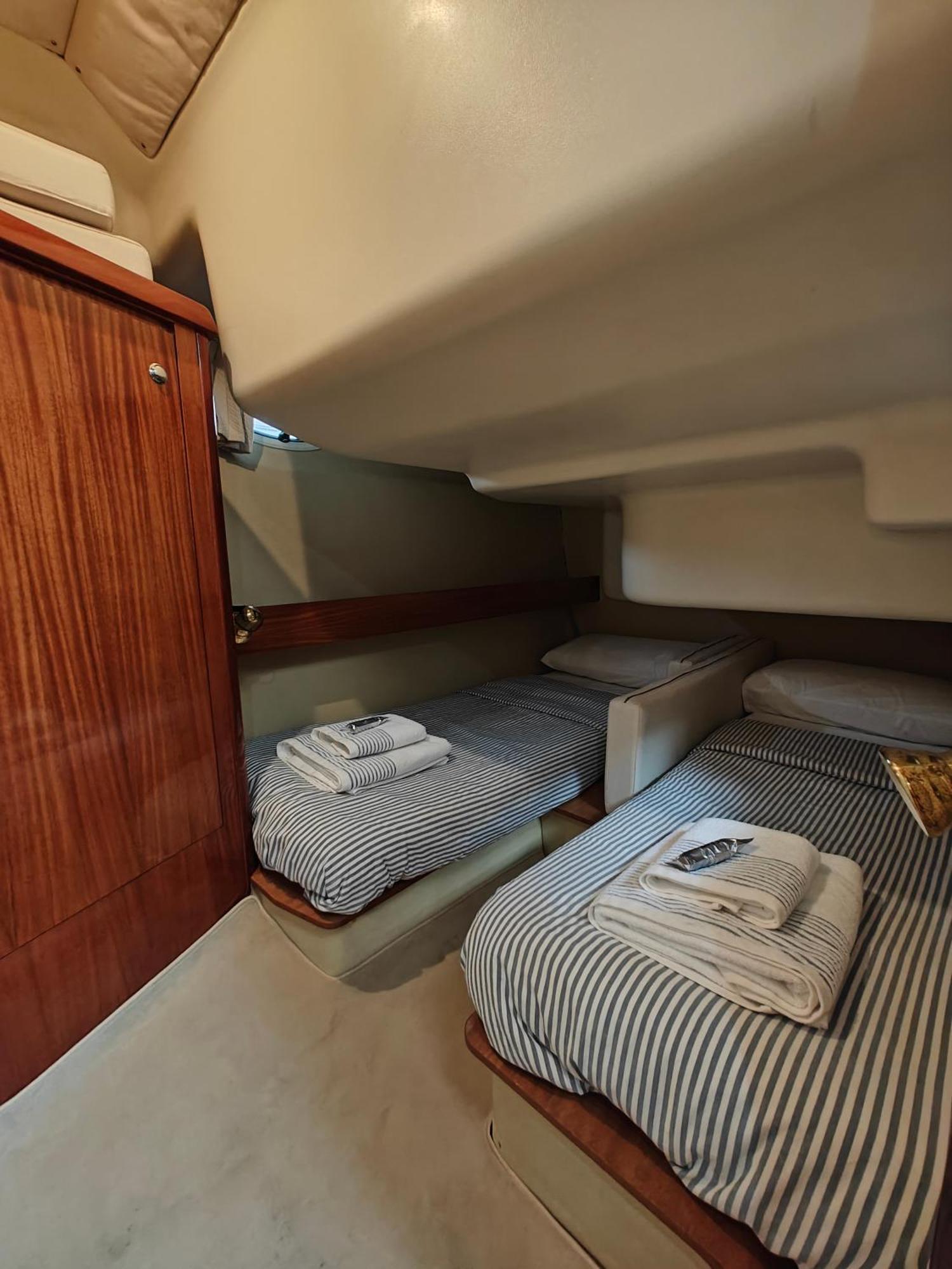 Seacascais, Lda Botel Cascais