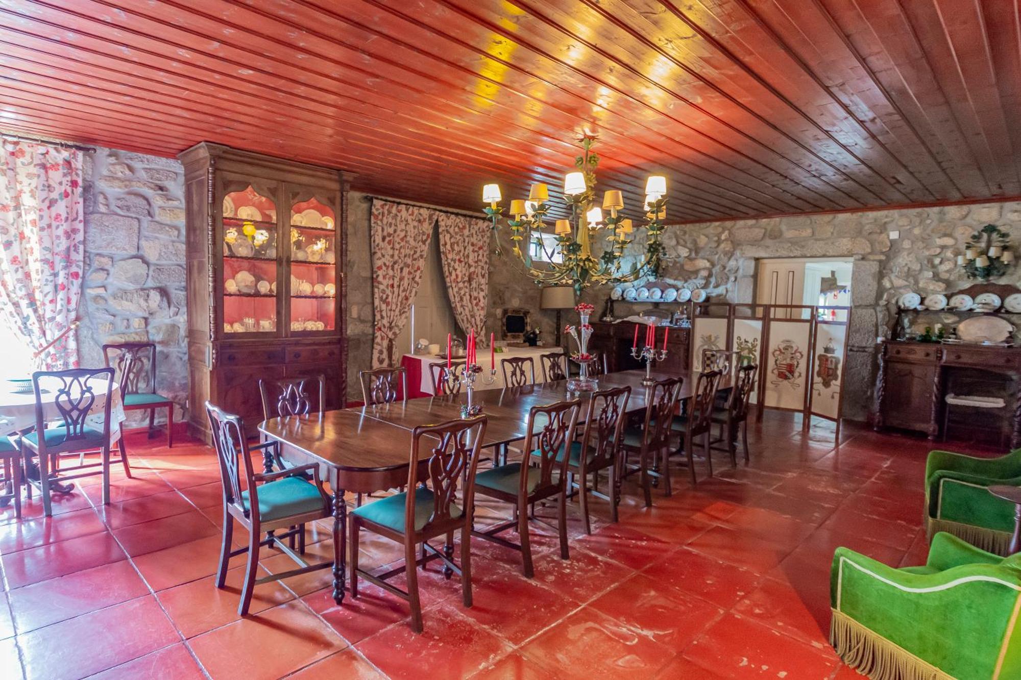 Casa Do Cimo Bed and breakfast