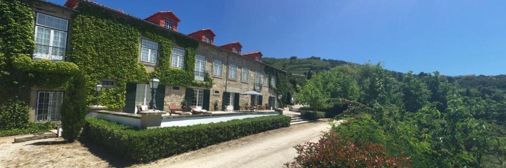 Casa Do Cimo Bed and breakfast