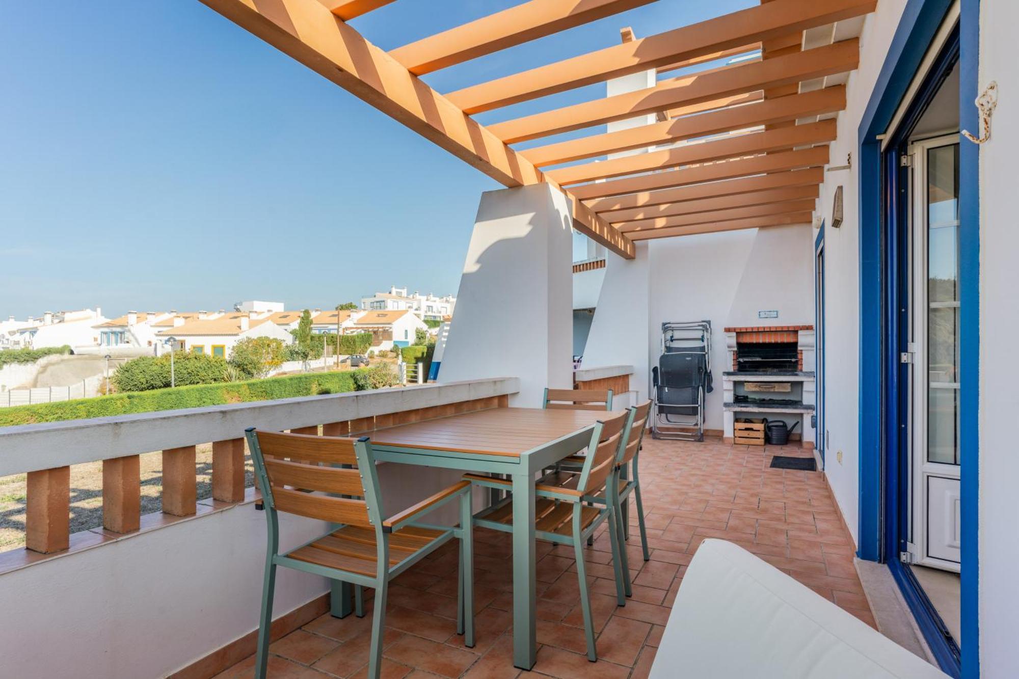 Apartamento Sweet Arrifana // Beachhouse