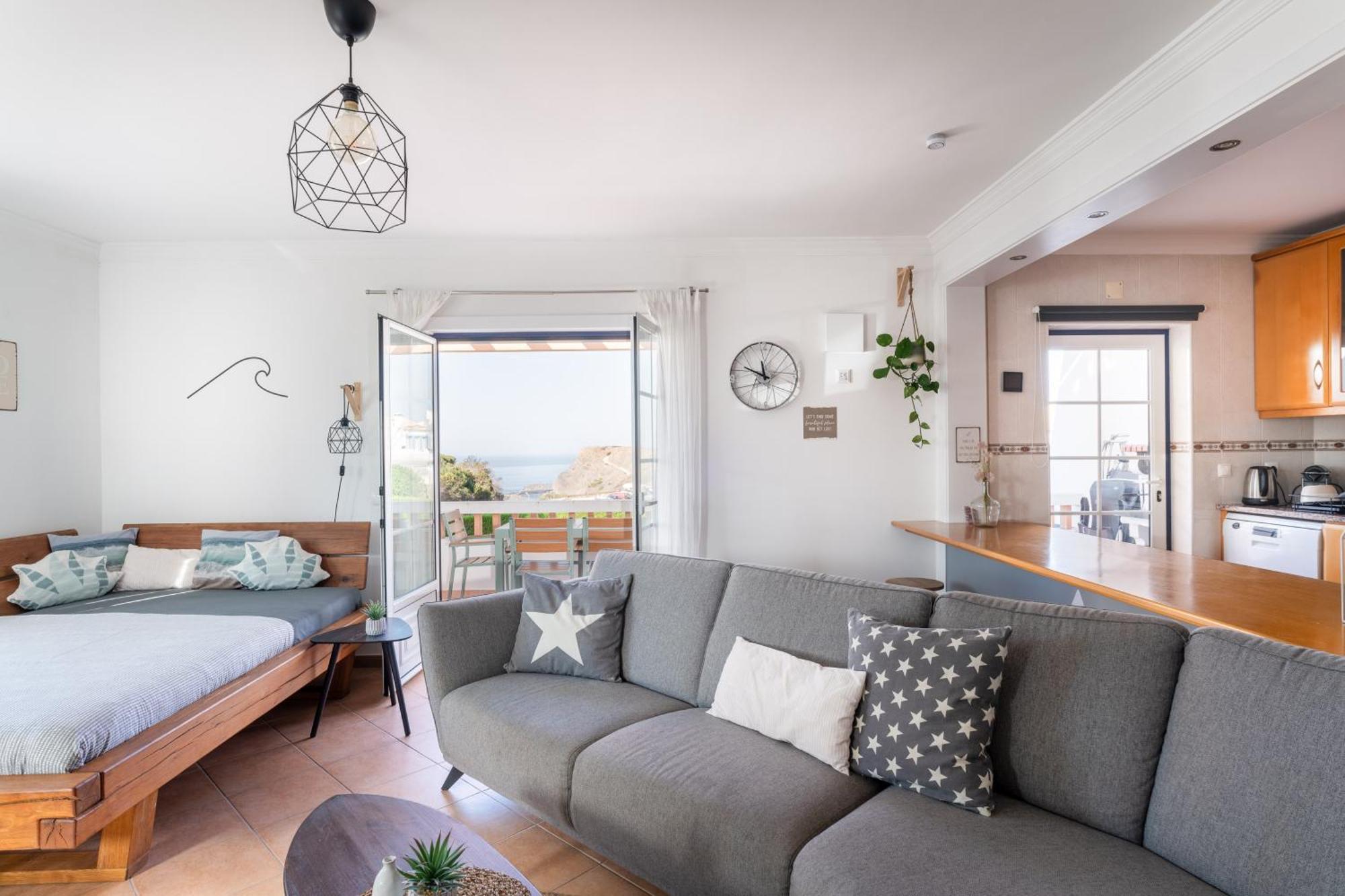 Sweet Arrifana // Beachhouse * Praia da Arrifana