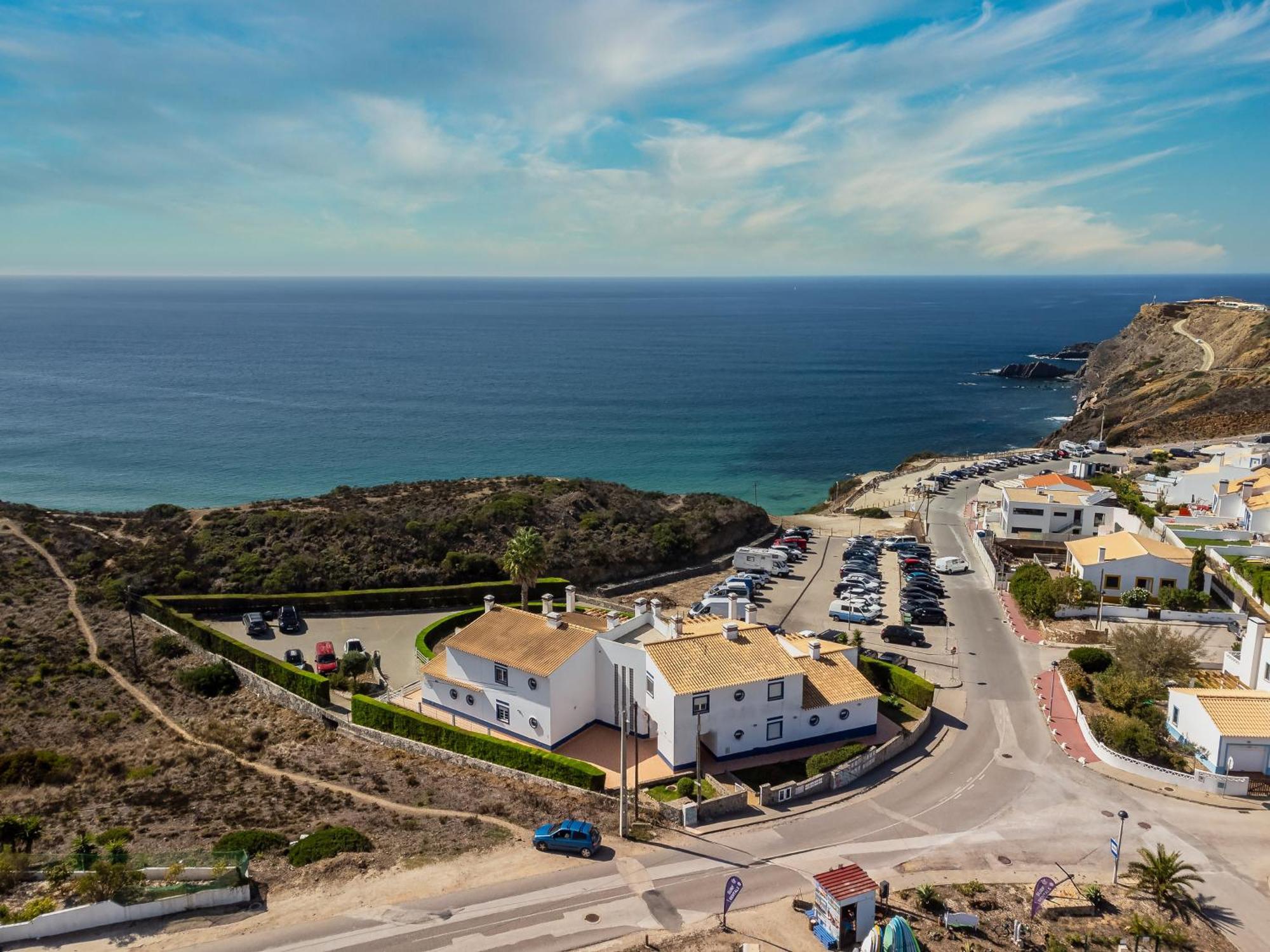 Sweet Arrifana // Beachhouse * Praia da Arrifana