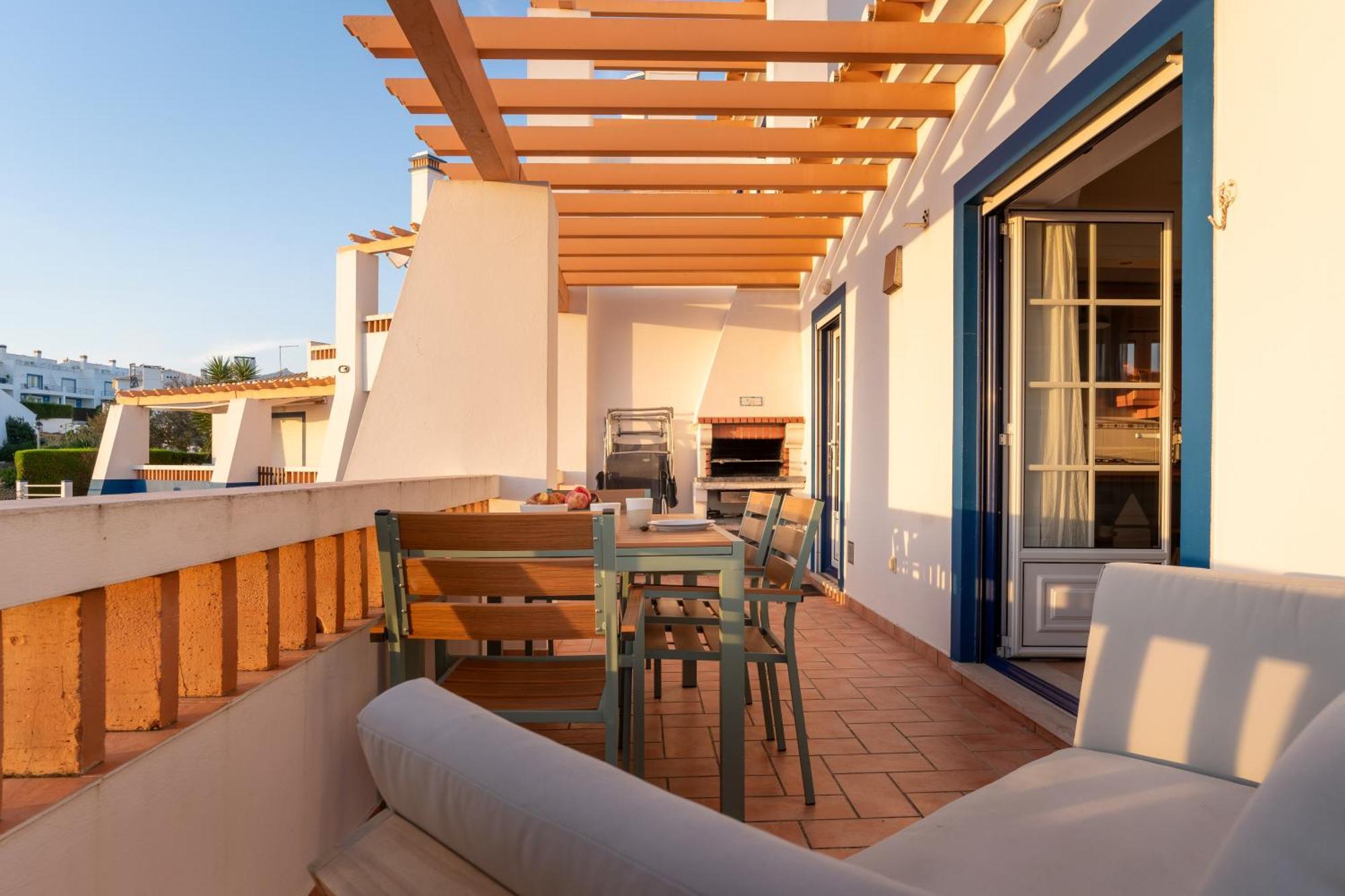 Apartment Sweet Arrifana // Beachhouse Praia da Arrifana