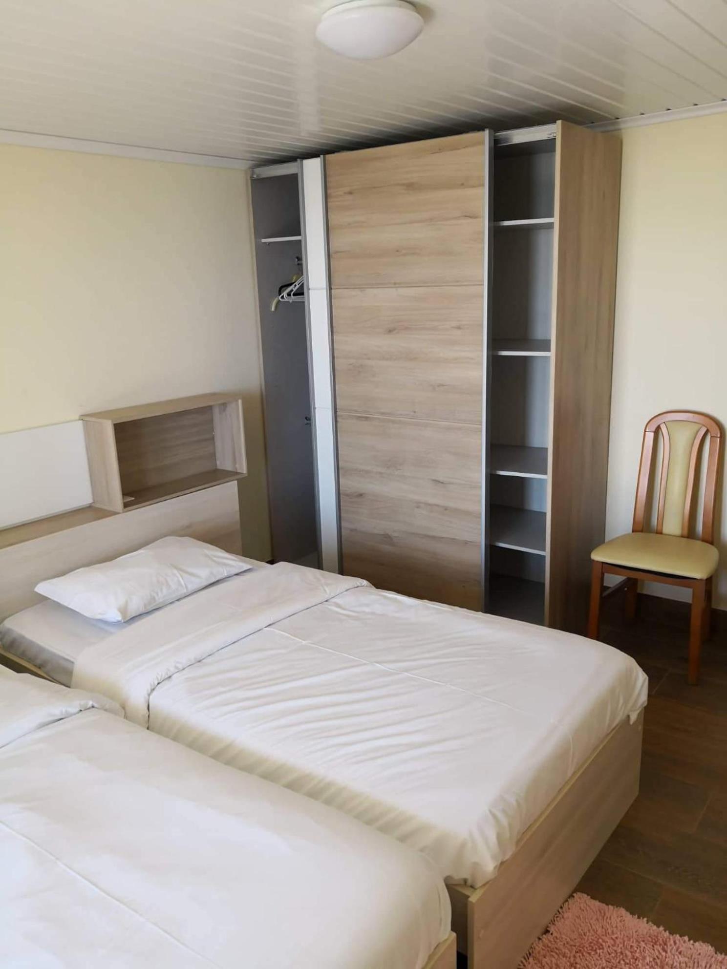 Quinta Escola Farm stay *