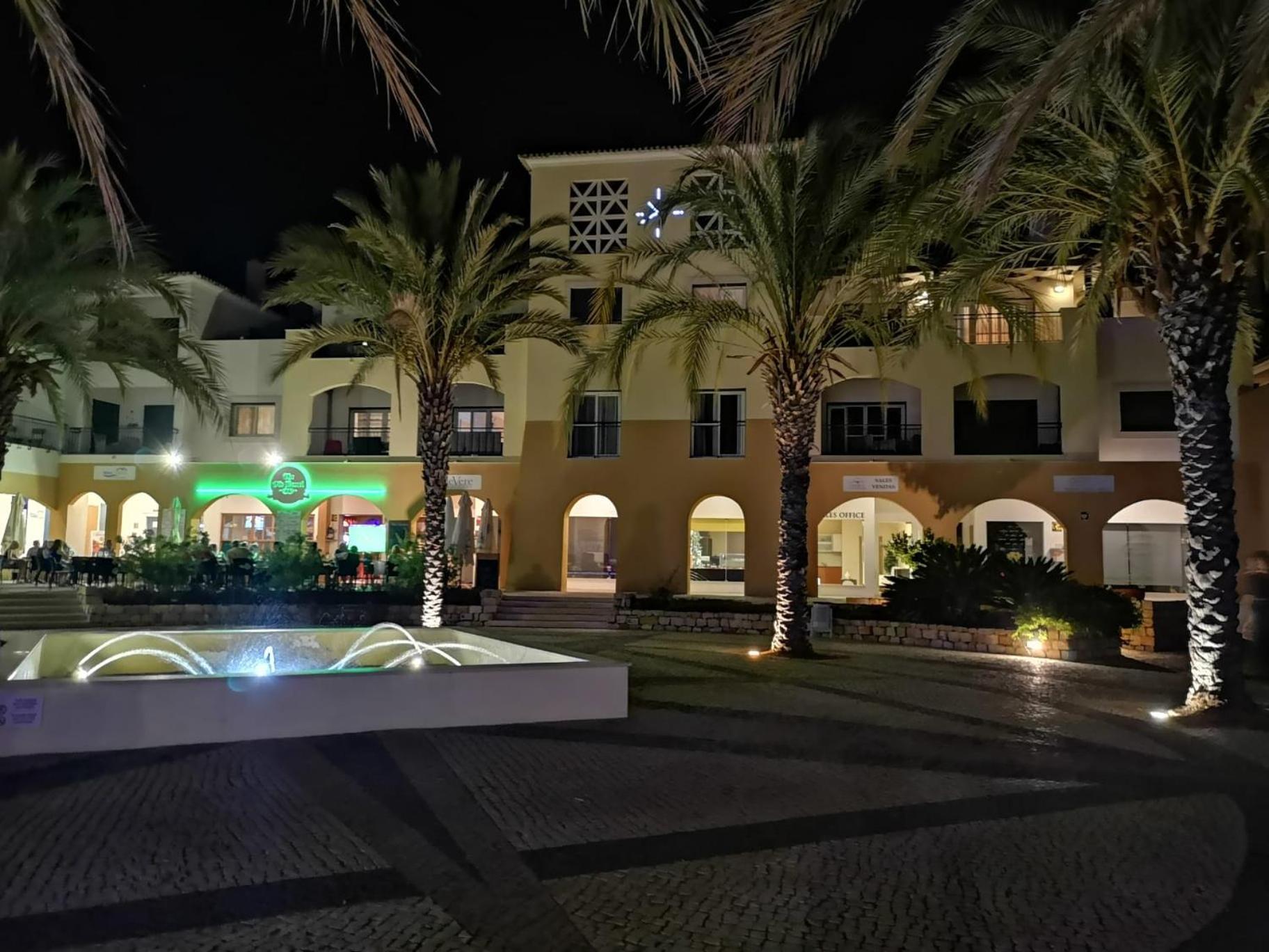 De Tavira O Pomar, Fabulous 2 Bed 2 Bath With South Balcony Appartement *