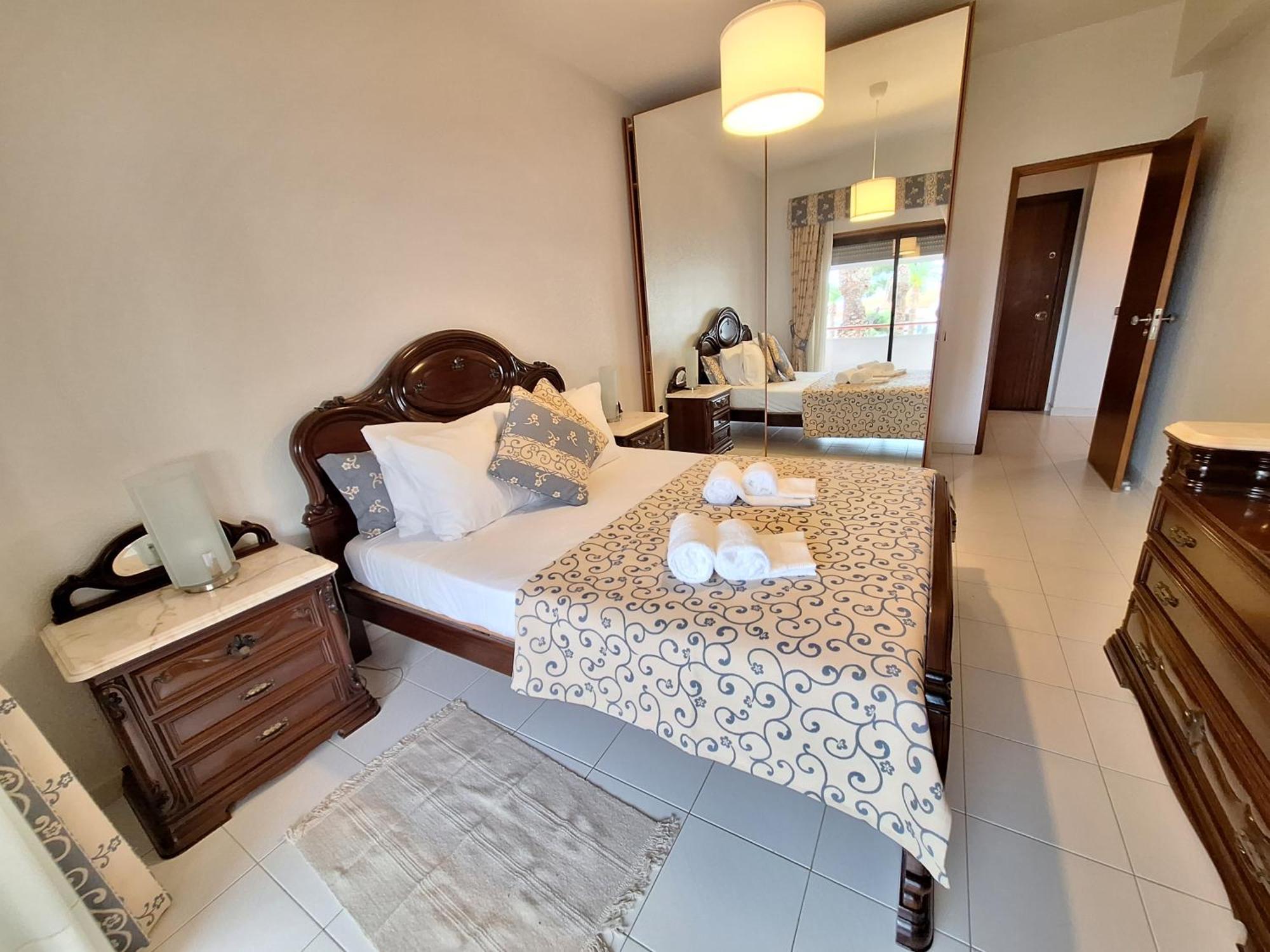 Palmeira Sol- 2 Bedrooms 300m From The Ocean View