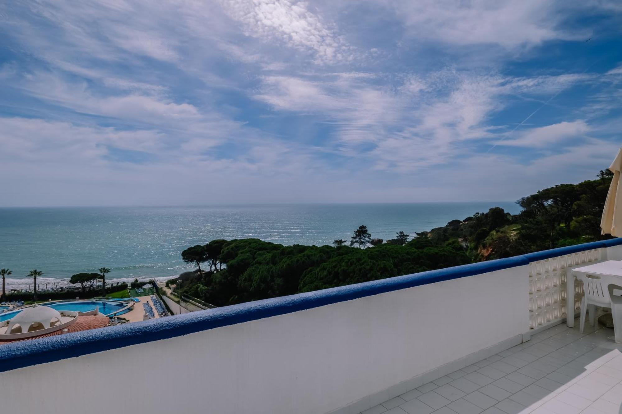 Grand Muthu Oura View Club 5*
