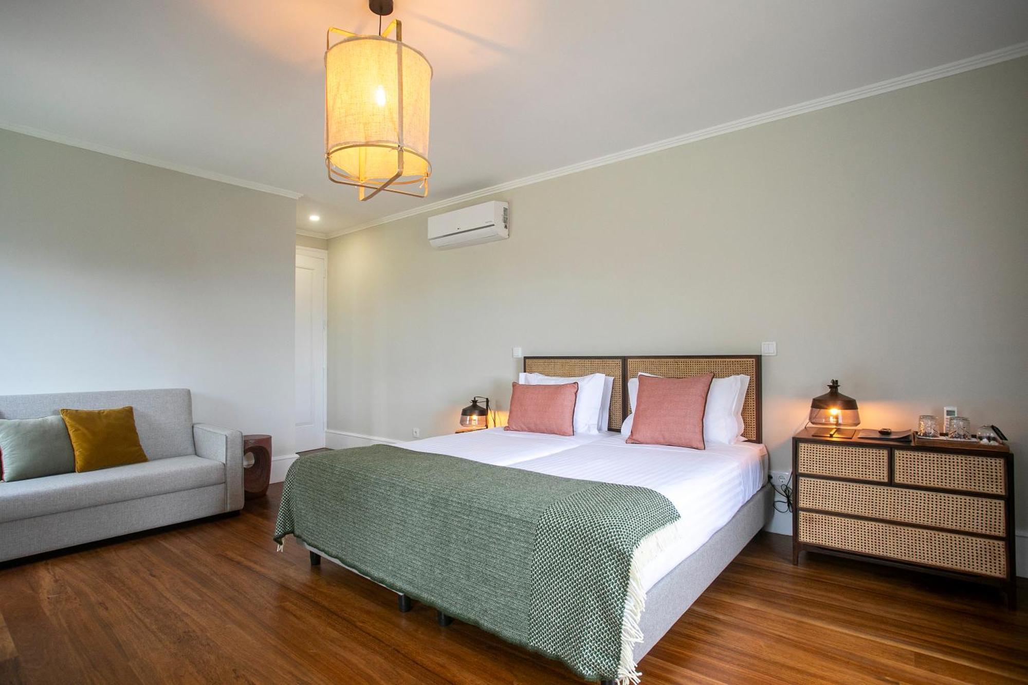 Bed & Breakfast Casa Portuguesa - Charming House