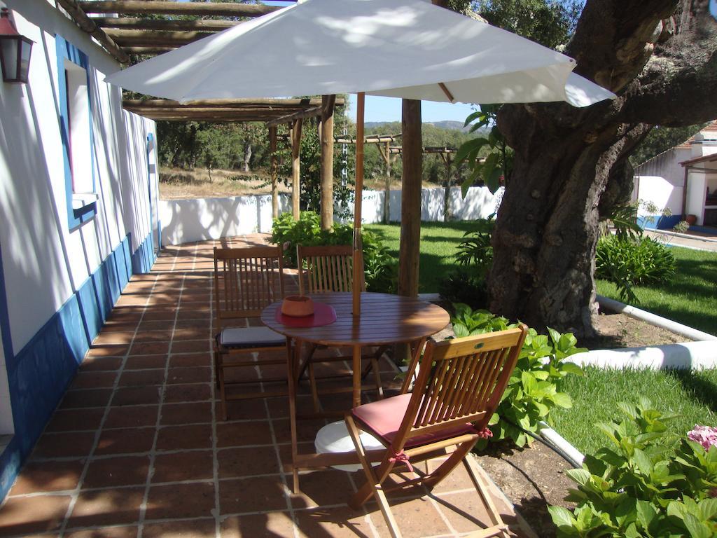 Herdade Da Fonte Branca Country house *