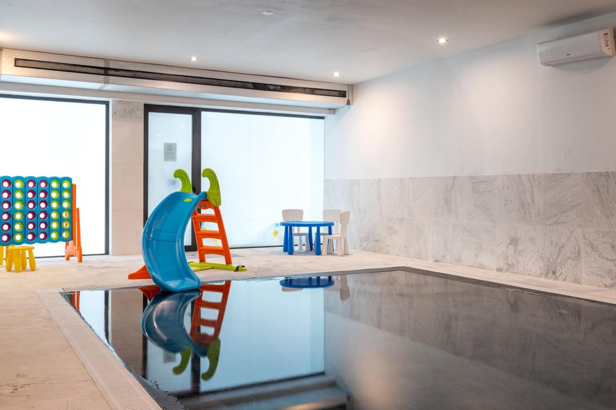 Hotel Porta Do Sol Conference & 4*
