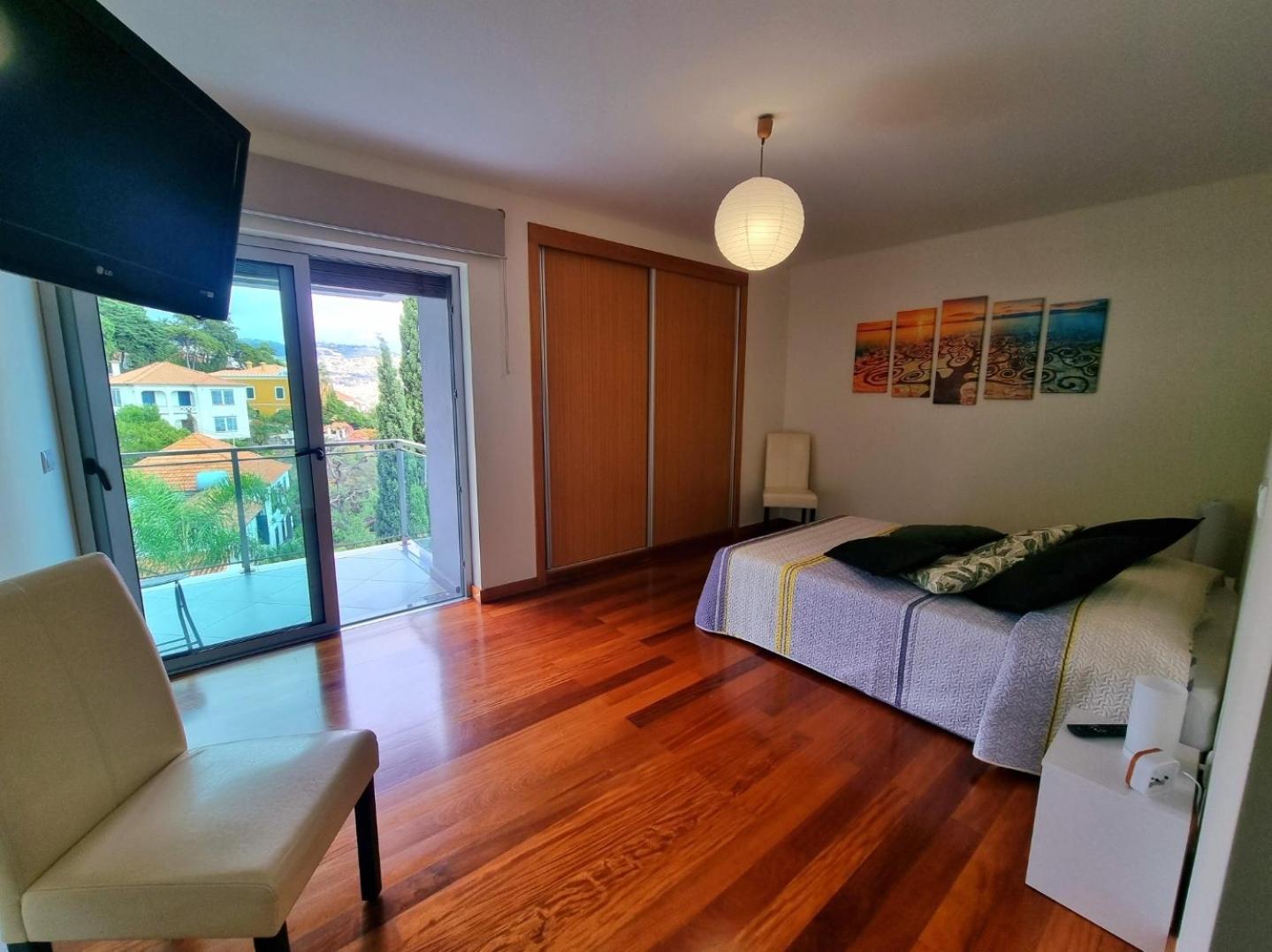 Panoramic Sunrise And Sunset Views, 5 Min From Funchal, Perfect Getaway For Travelers Funchal (Madeira)