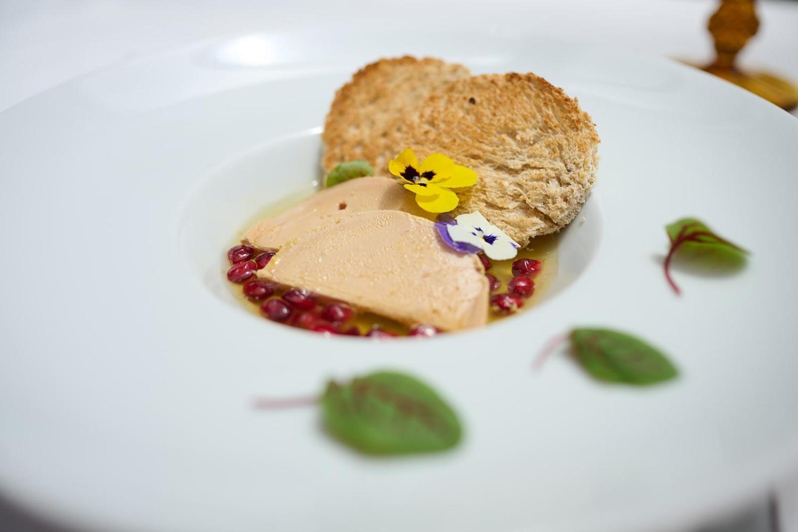 & Art Madeira Herberg 3*