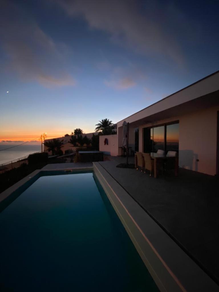 Sundowner Villa Prazeres