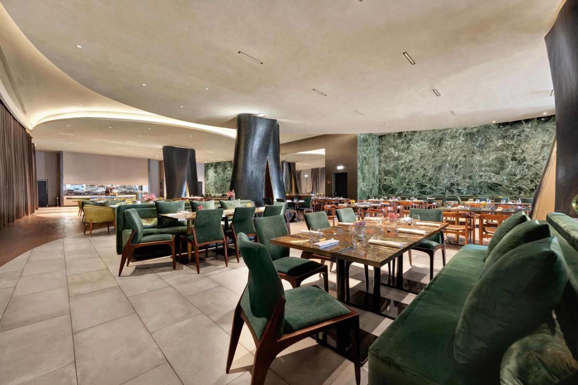 Hilton Porto Gaia Hotel 5*